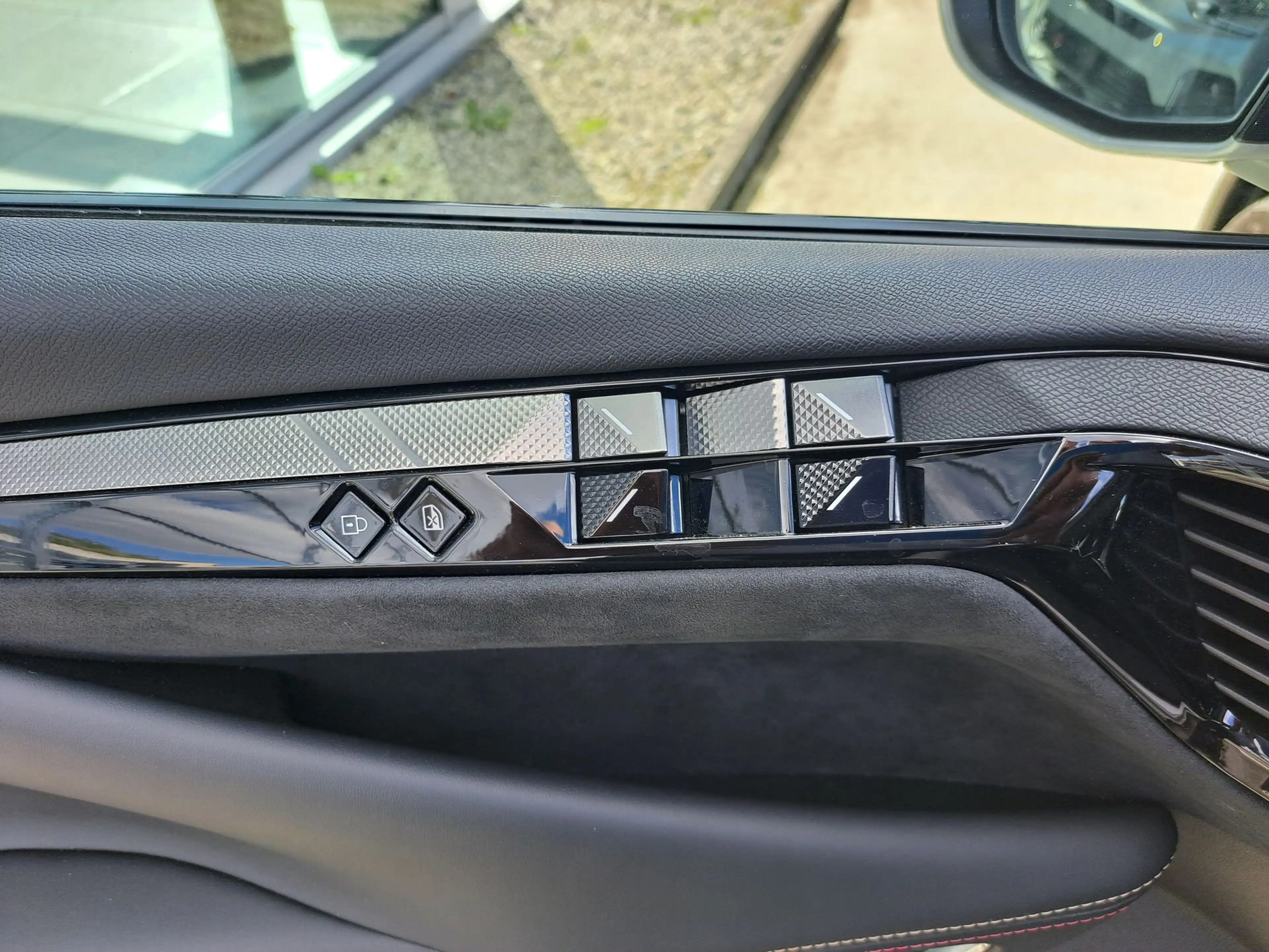 DS Automobiles DS 4 1.2 PureTech 130 Performance Line AUTOMAAT — photo 12
