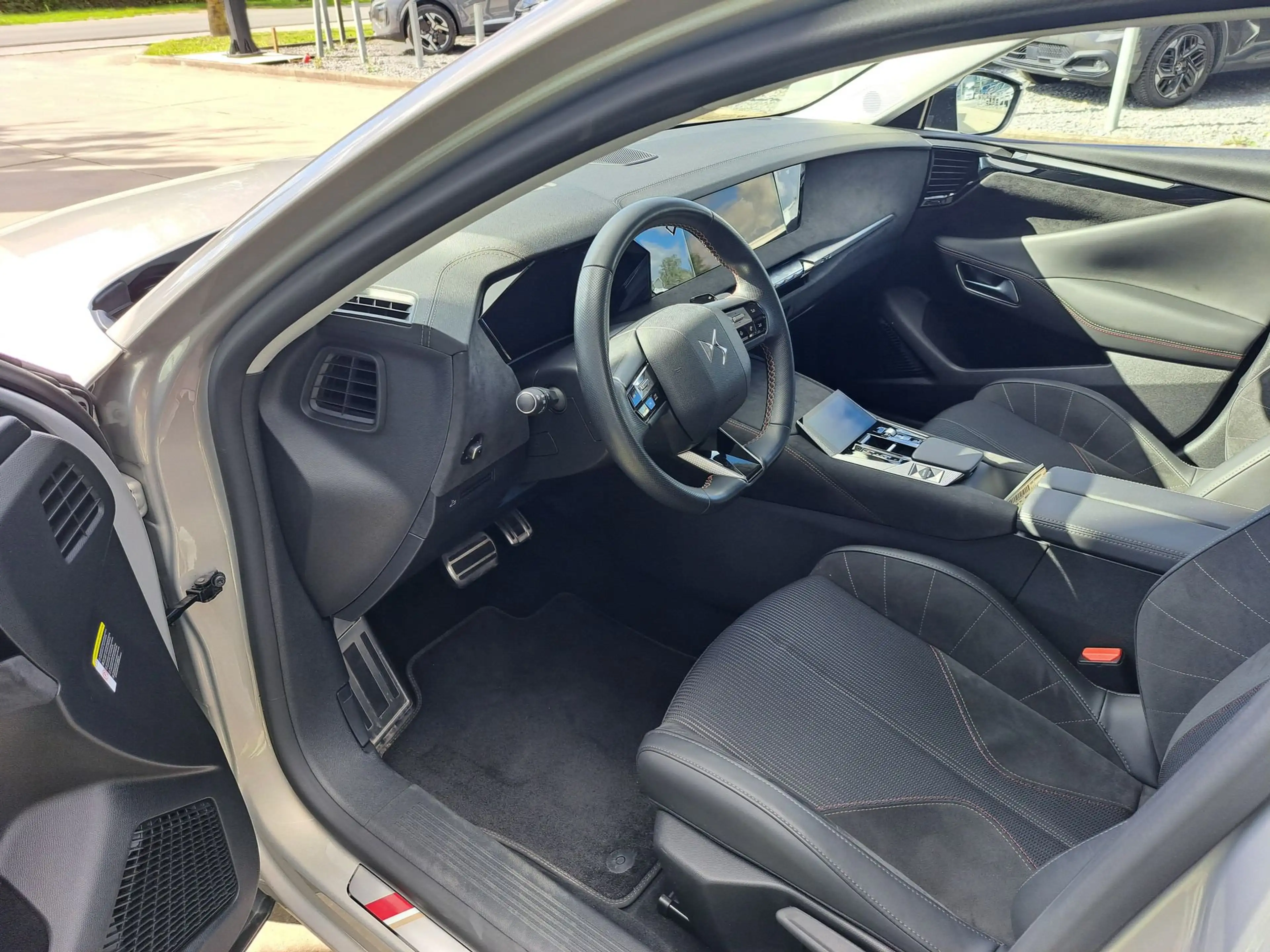 DS Automobiles DS 4 1.2 PureTech 130 Performance Line AUTOMAAT — photo 8