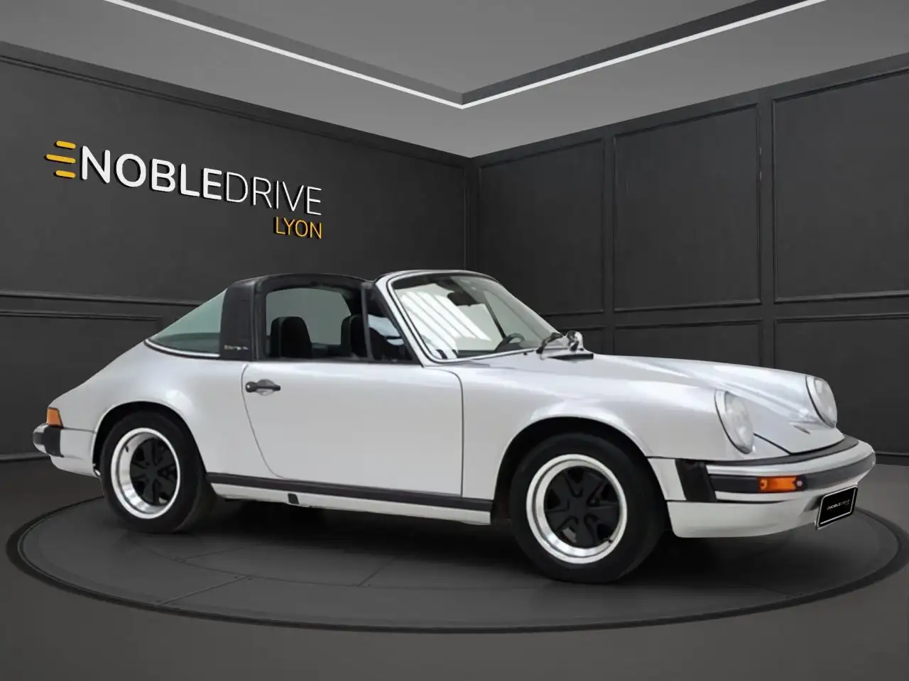 Porsche 911 MOTEUR BOXER 3.0 SC TARGA - BVM 5 - EN EXCELLENT ETAT - 180cv, foto 3