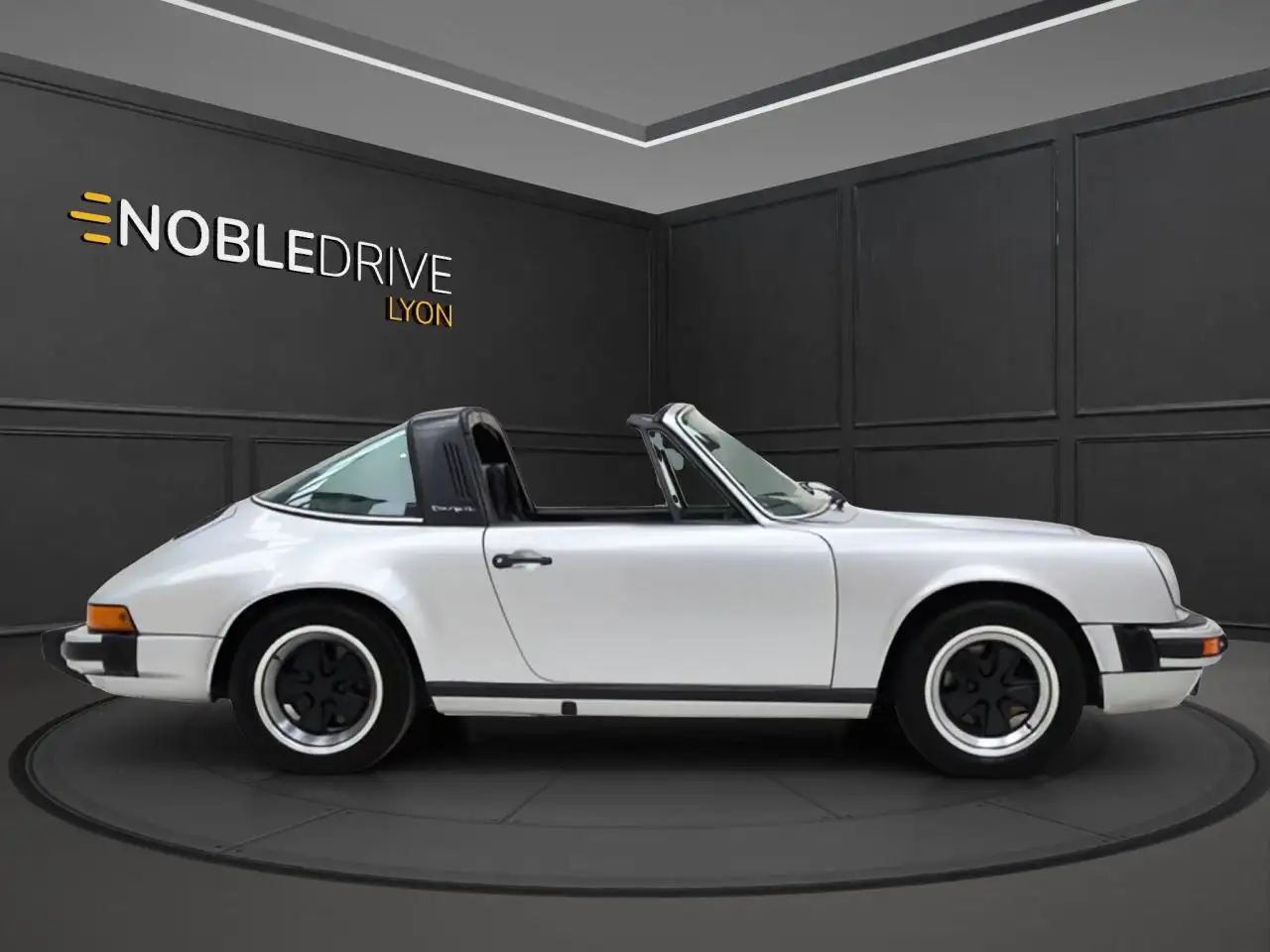 Porsche 911 MOTEUR BOXER 3.0 SC TARGA - BVM 5 - EN EXCELLENT ETAT - 180cv, foto 4