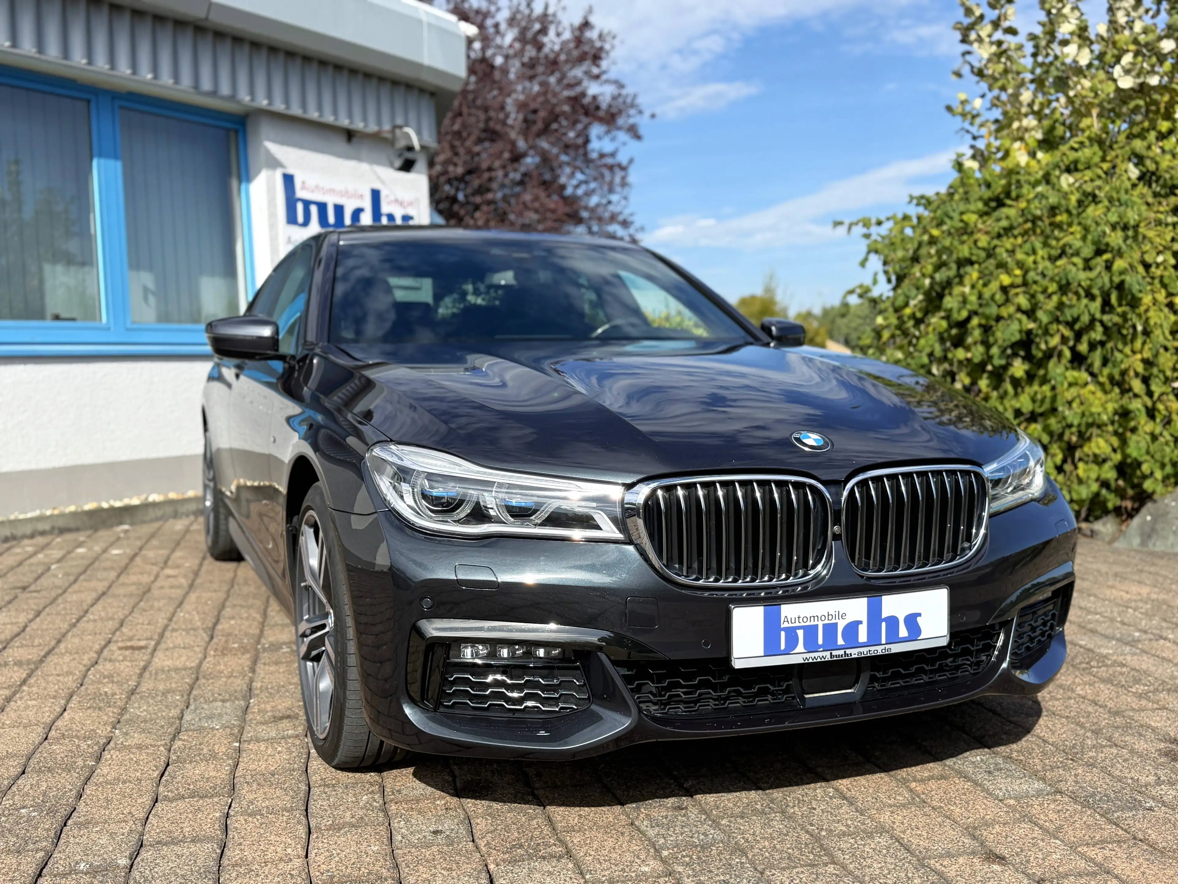 BMW 740 d xDrive Lim. M Sport HUD AHK Standheizung Massage — photo 3
