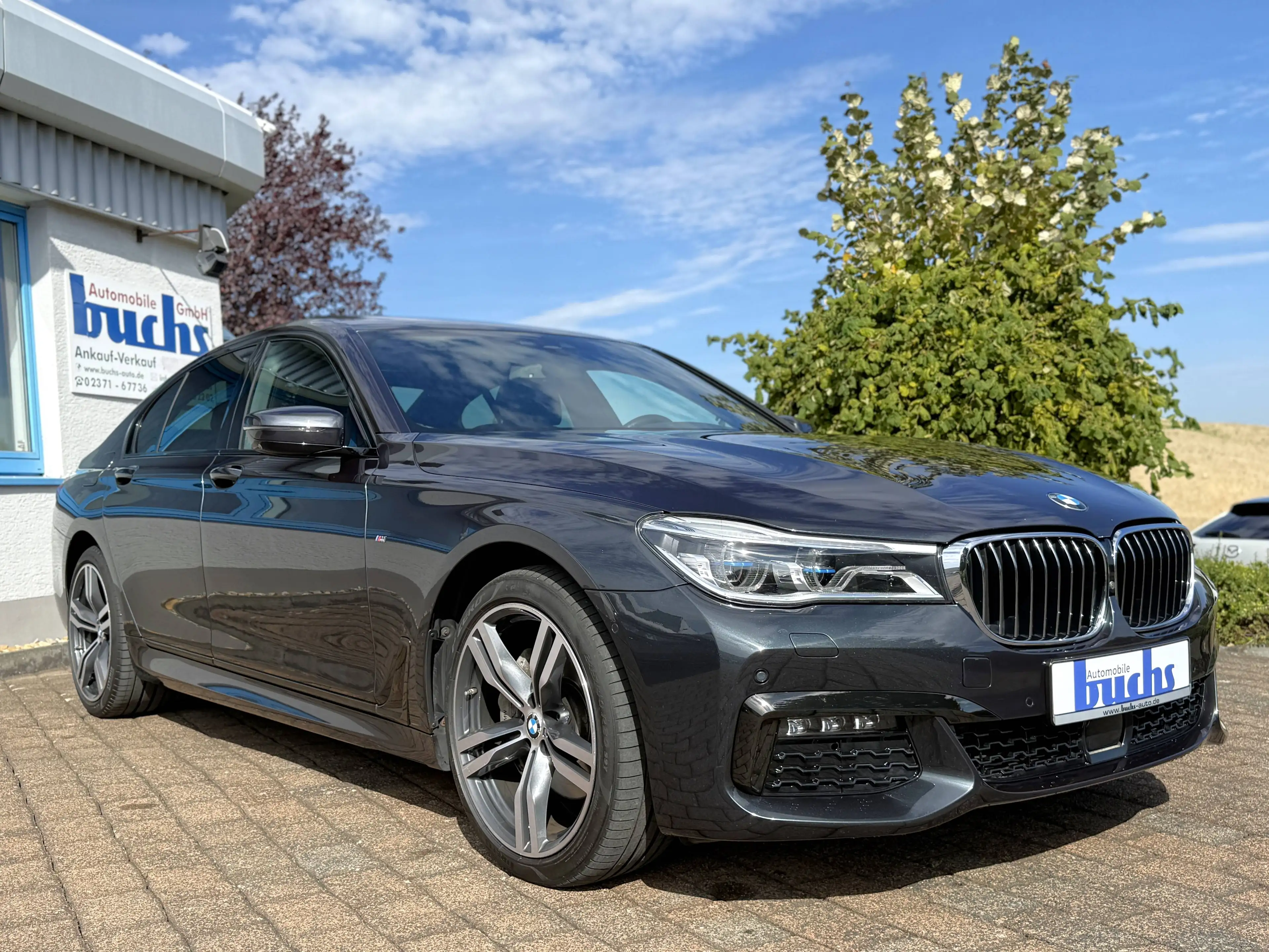 BMW 740 d xDrive Lim. M Sport HUD AHK Standheizung Massage