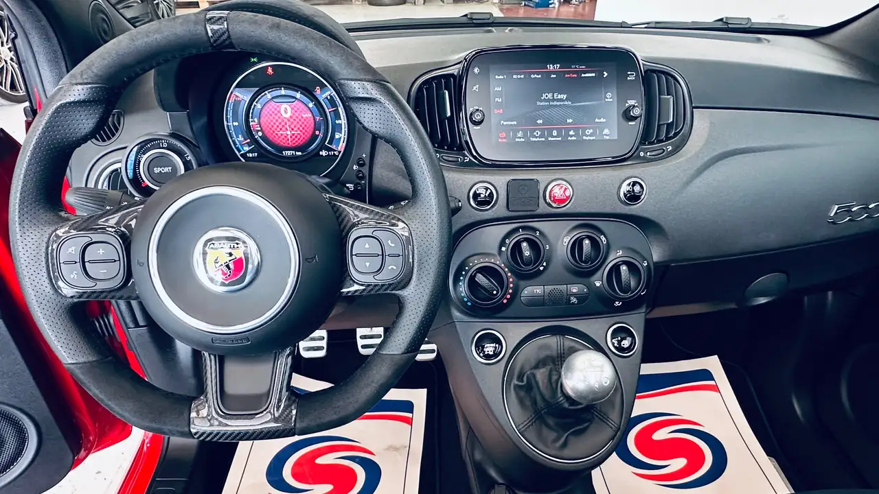 Abarth 695C 2023 — фото 10