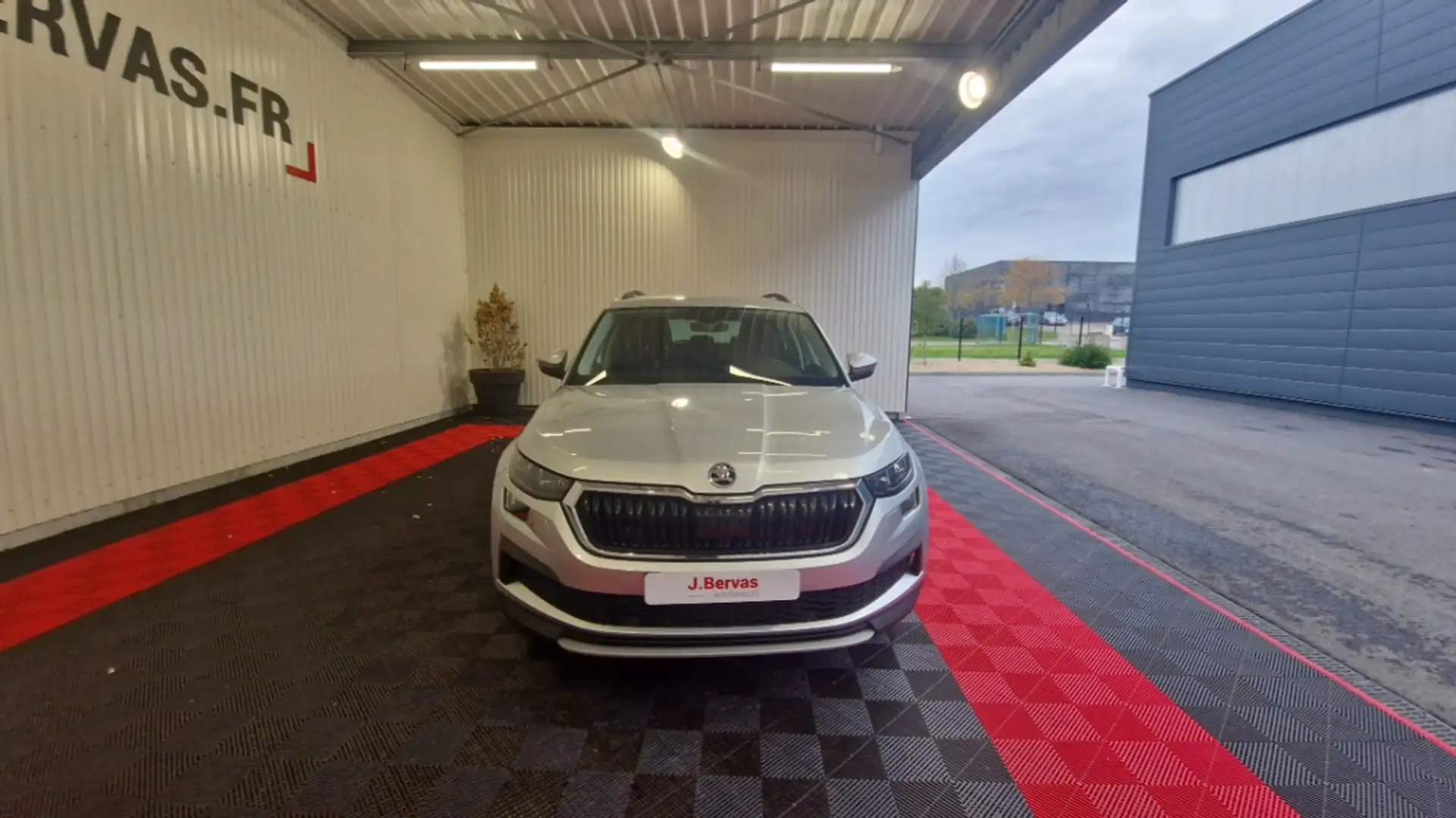 Skoda Kodiaq 2.0 TDI 150 SCR DSG7 7PL BUSINESS - 2