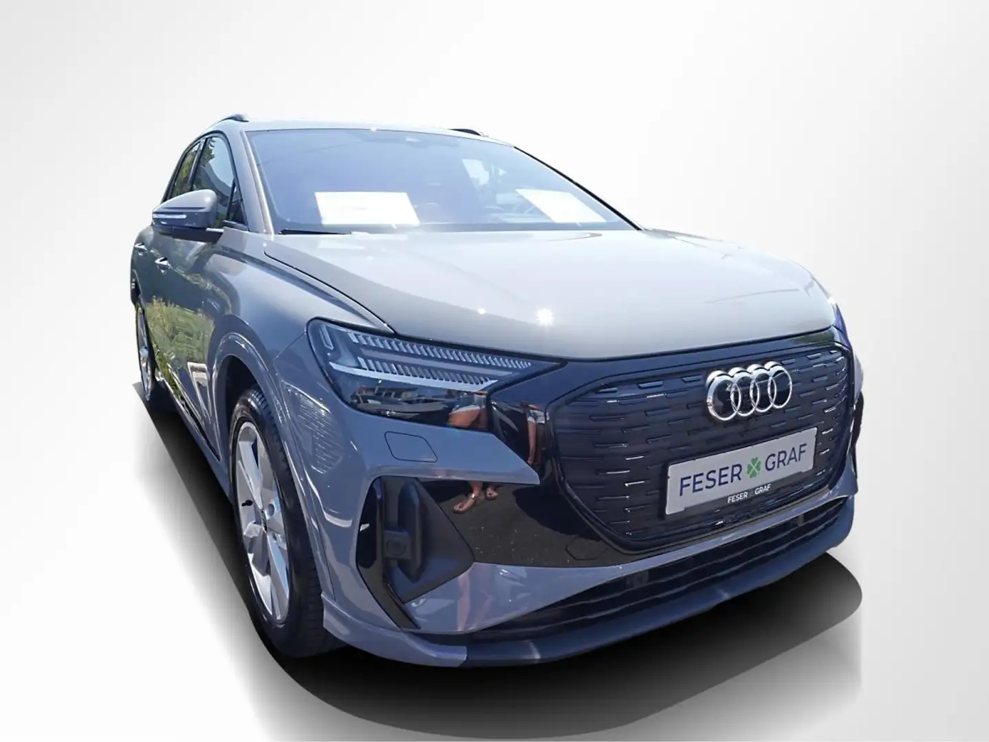 Audi Q4 e-tron 45 qu. S line Ext. Matrix Navi RüKa Grau - 2