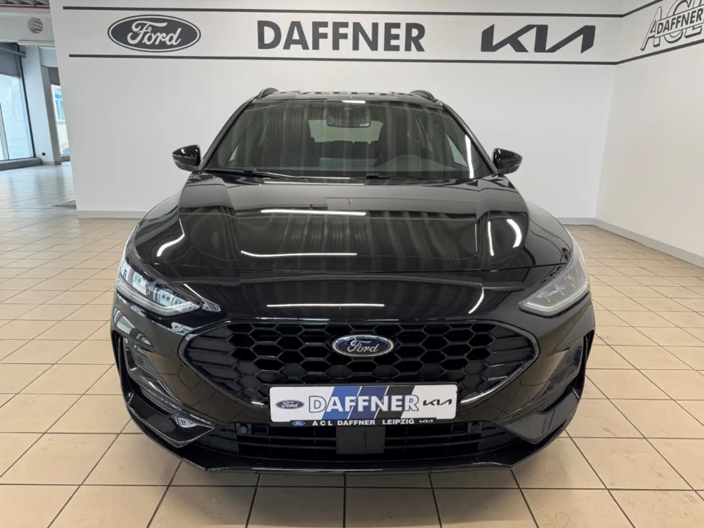 Ford Focus Turnier ST-Line X AHK Tempomat Kamera LED Schwarz - 2