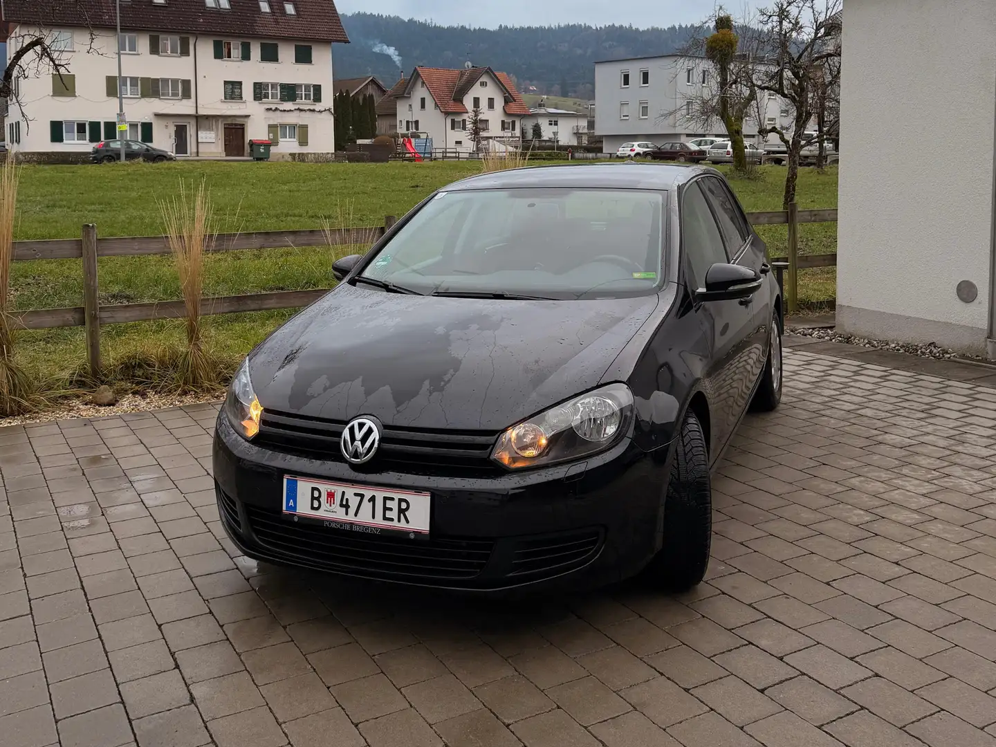 Volkswagen Golf Golf Trendline 1,6 TDI DPF Trendline Schwarz - 1