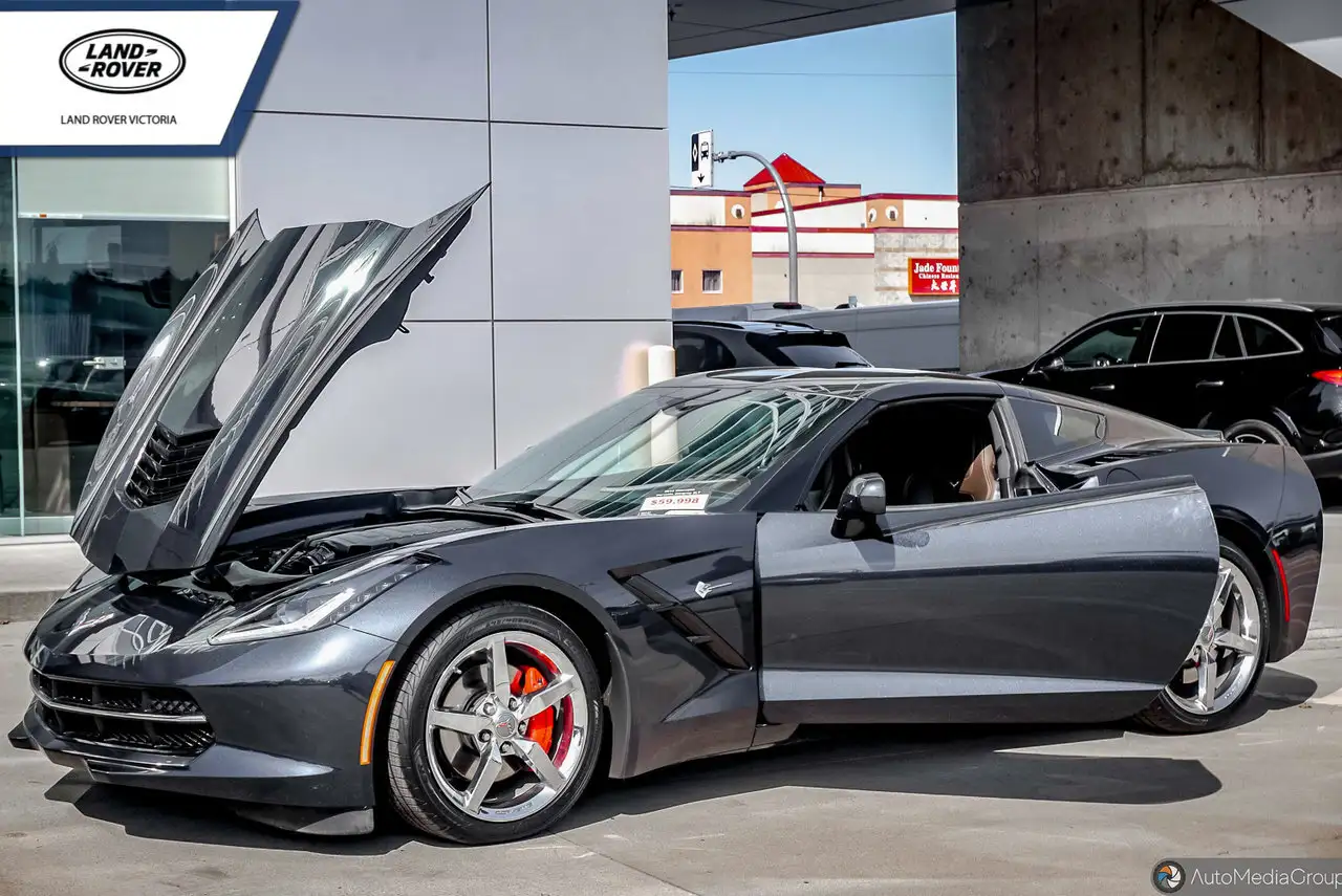 Chevrolet Corvette снимка Chevrolet Corvette