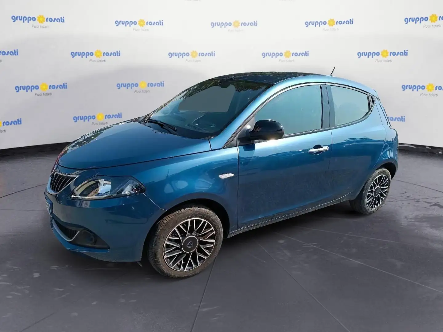 Lancia Ypsilon New 5 porte My24 1.0 Firefly 70 CvStart&Stop Hybr Azul - 1