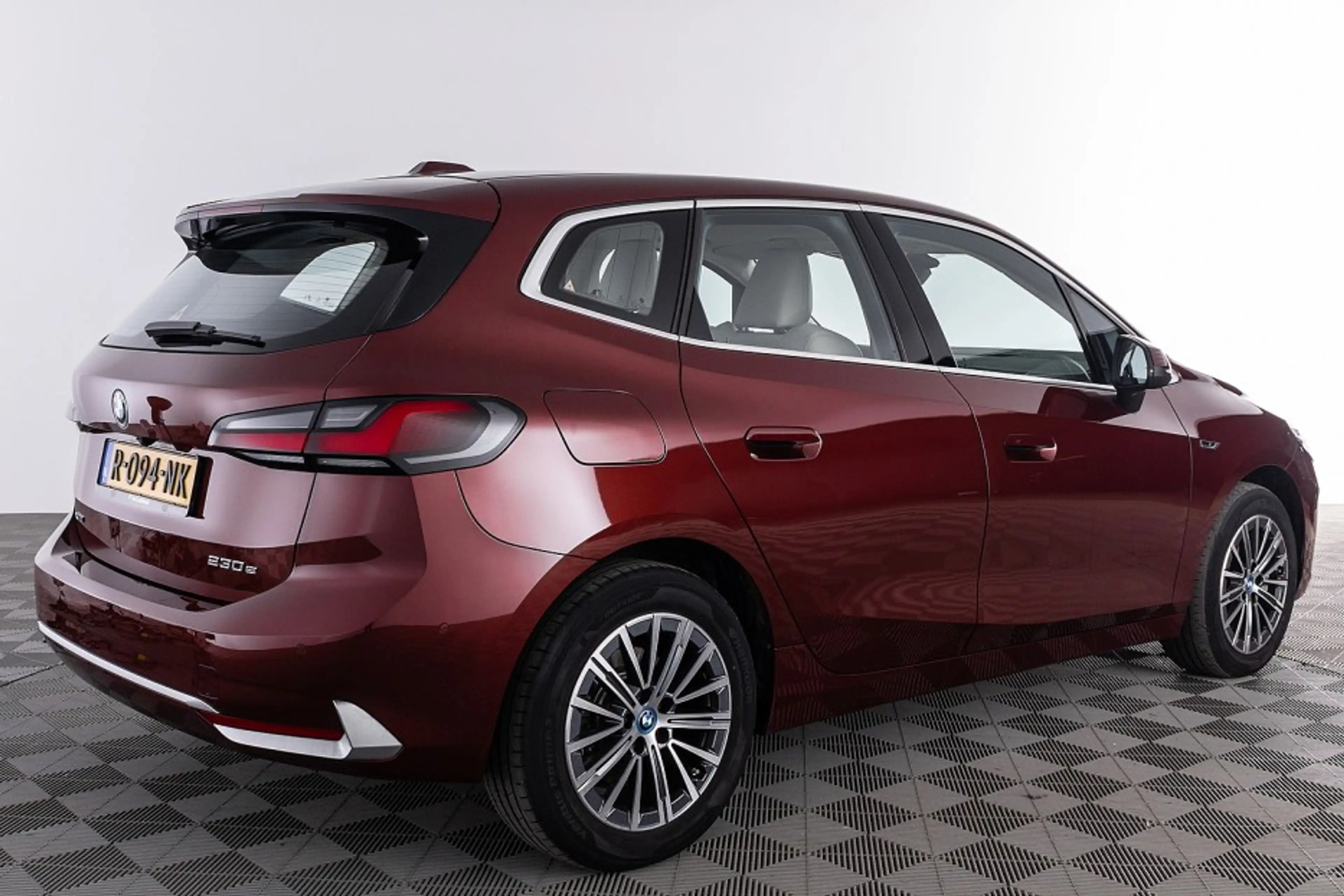 BMW 230 e Active Tourer xDrive | LEDER | CAMERA | ECC ✅ 1e — photo 2