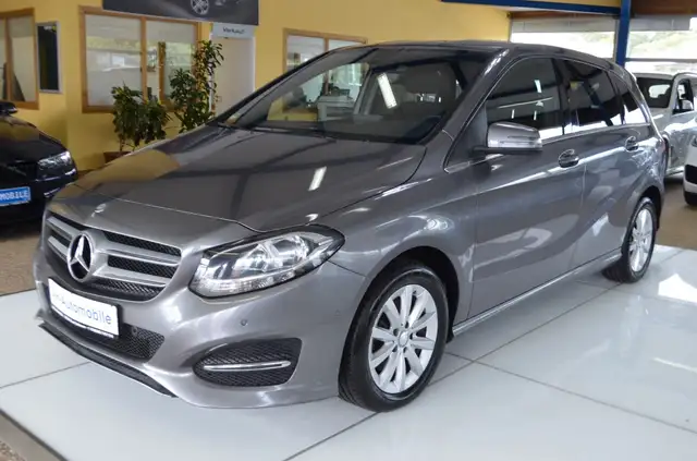 Mercedes-Benz B 220 CDI AUTOMATIK / NAVI / KLIMA / PDC