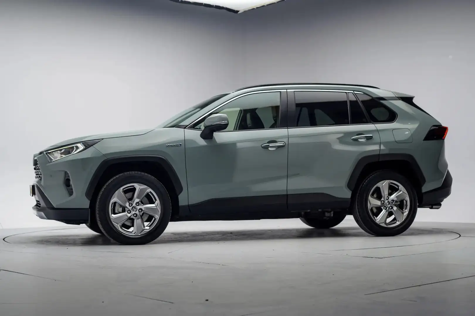 Toyota RAV 4 2.5 Hybrid 2WD Executive [ LED JBL-audio Leder Nav Groen - 2