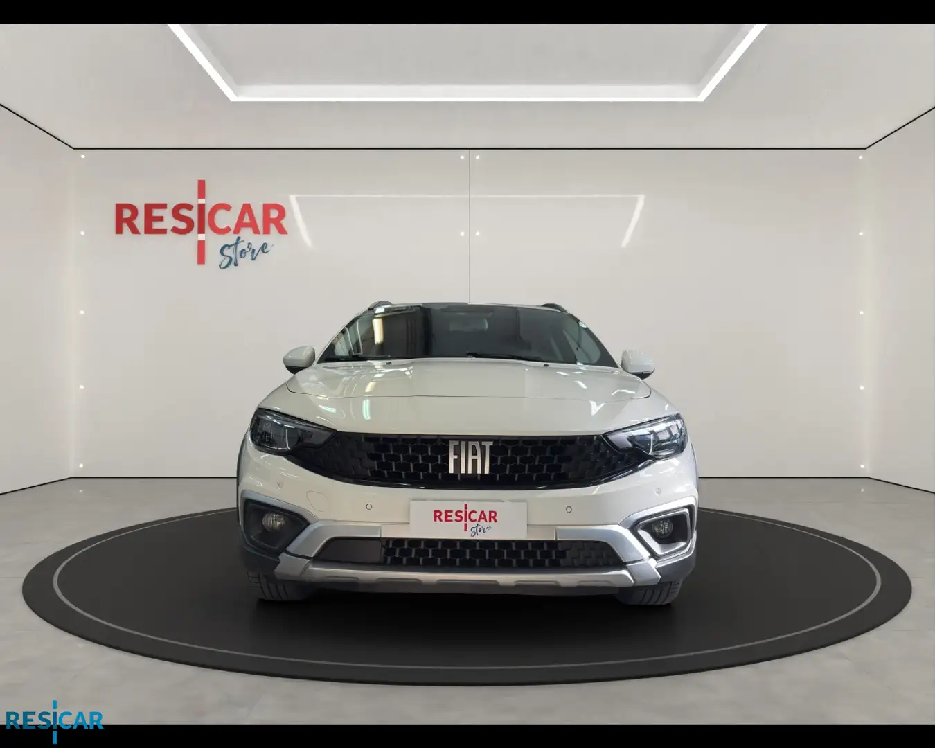 Fiat Tipo 5 Porte 1.5 T4 Hybrid Cross Blanc - 2