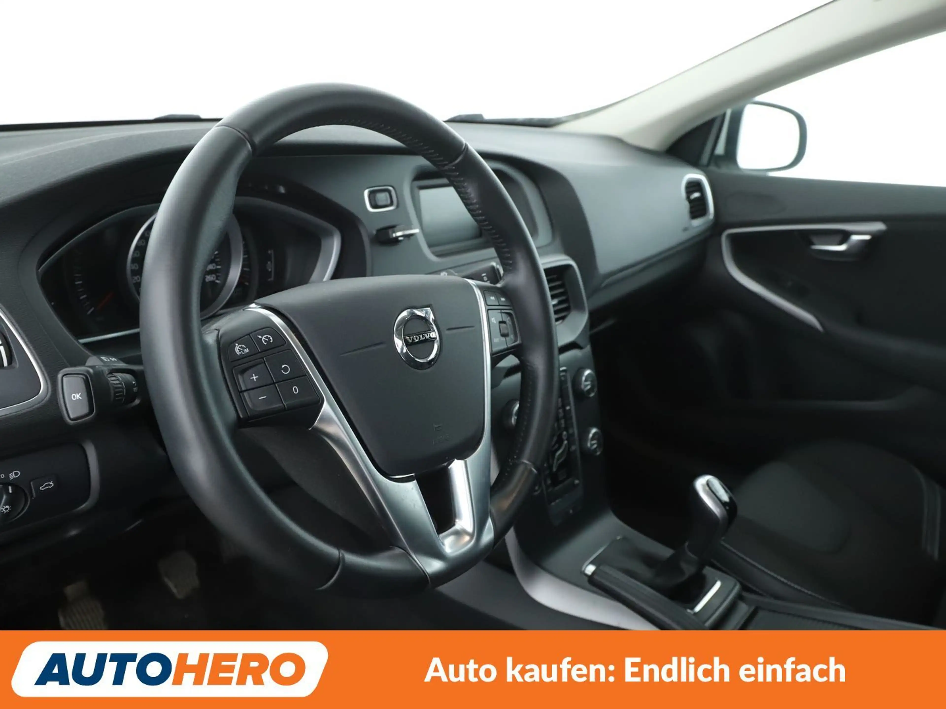 Volvo V40 2.0 T2 Momentum*TEMPO*PDC*SHZ*ALU*KLIMA*LIM* — photo 11