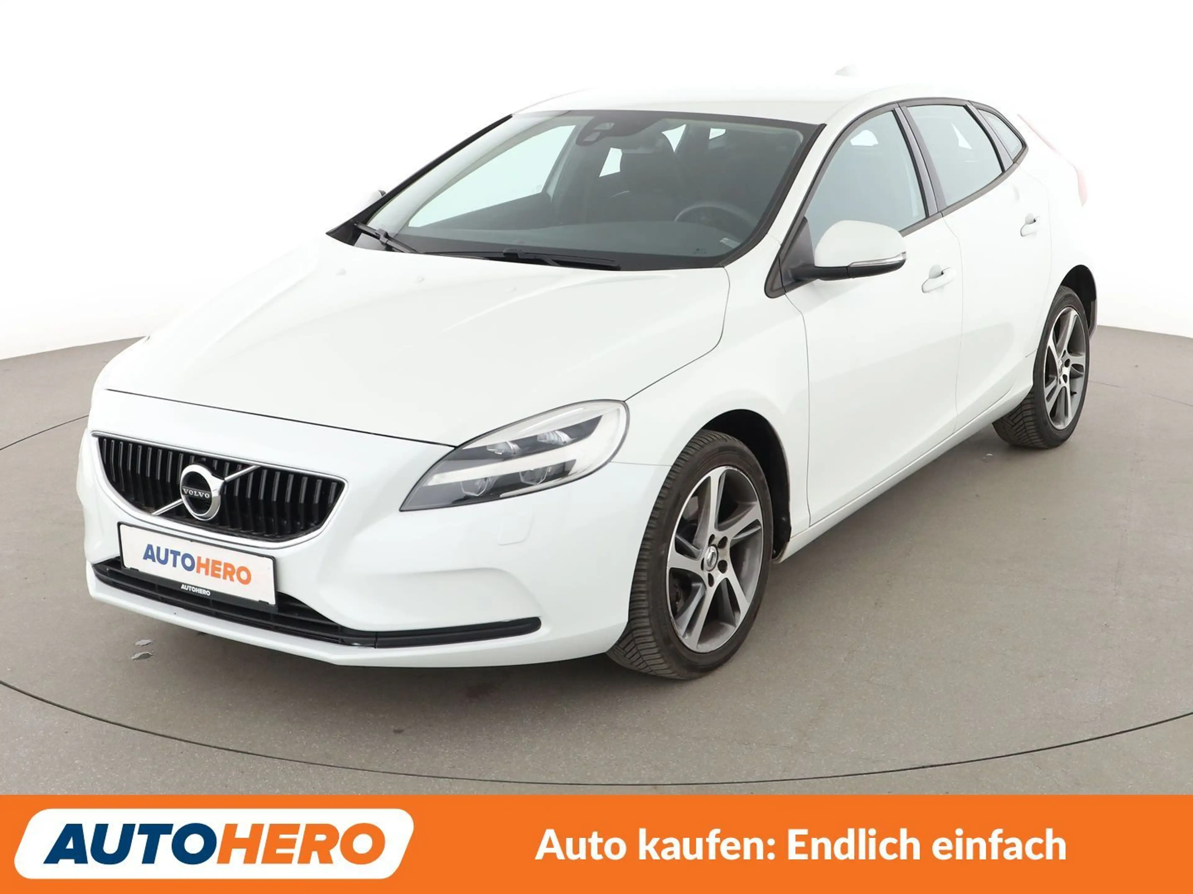 Volvo V40 2.0 T2 Momentum*TEMPO*PDC*SHZ*ALU*KLIMA*LIM*