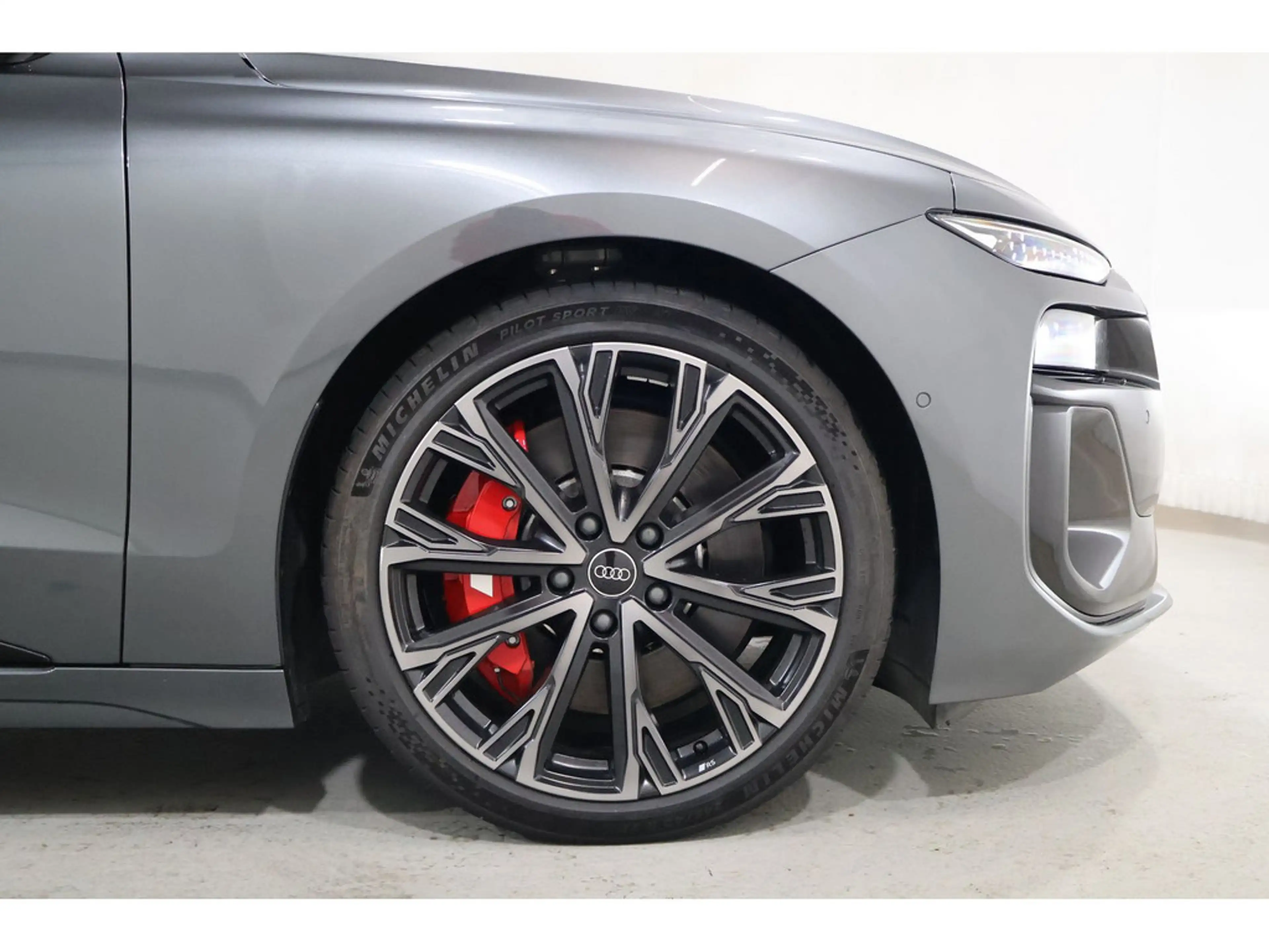 Audi S6 e-tron Avant quattro edition one grey B&O*Pano*Matrix — photo 7