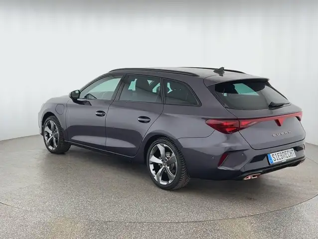 Cupra Leon view 5