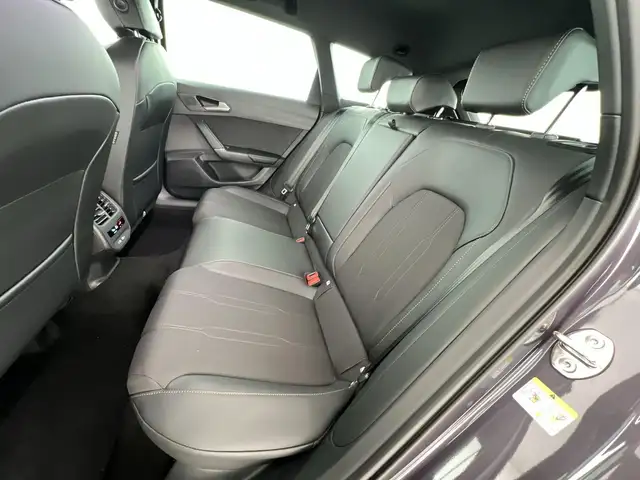 Cupra Leon view 8