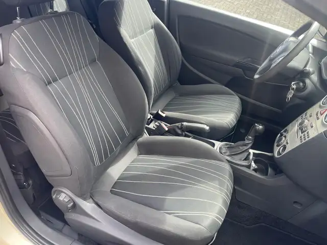 Opel Corsa view 22