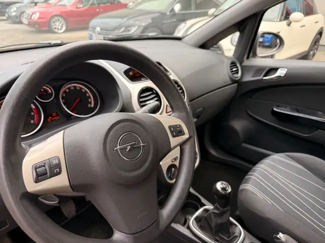 Opel Corsa view 27