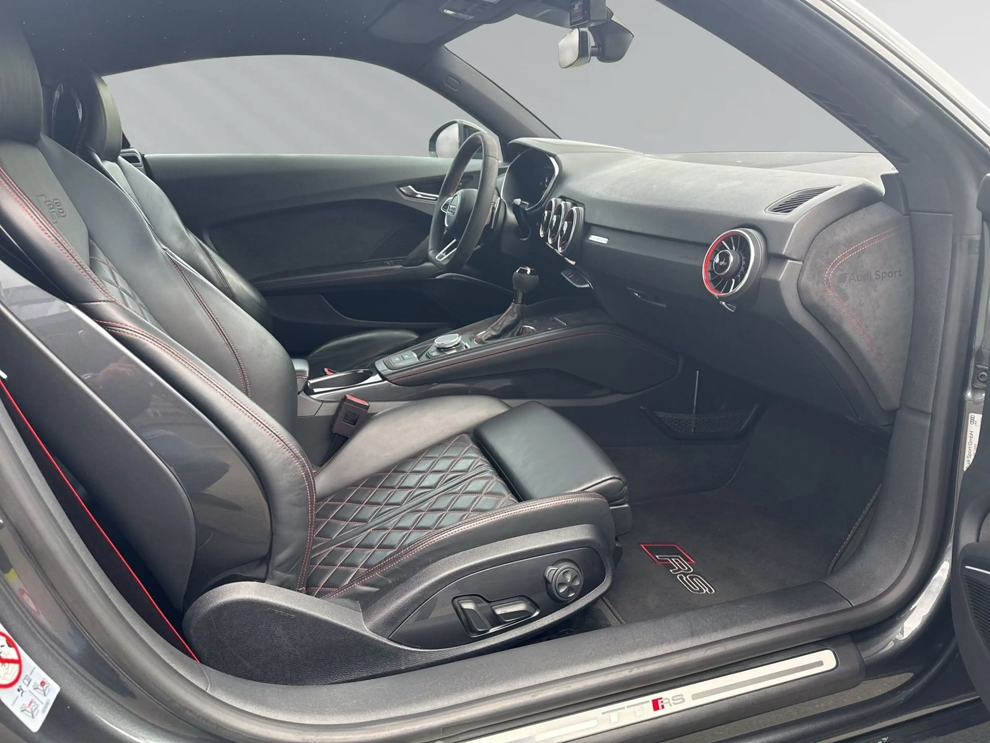 Audi TT RS Coupe 2.5 TFSI quattro *563PS*MATRIX*B&O* — photo 13