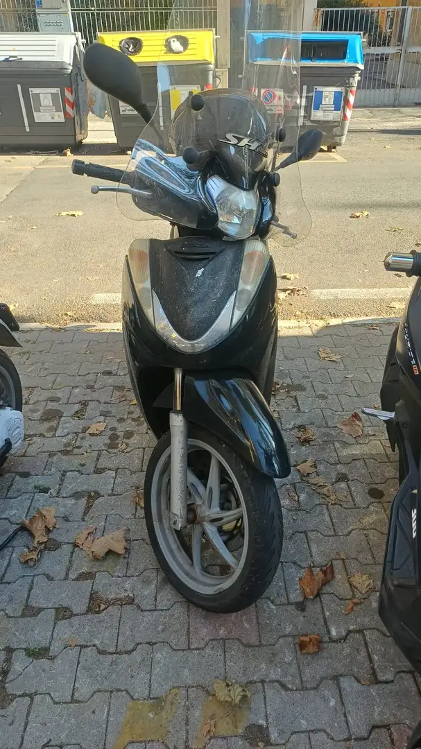 Honda SH 300 Negro - 1