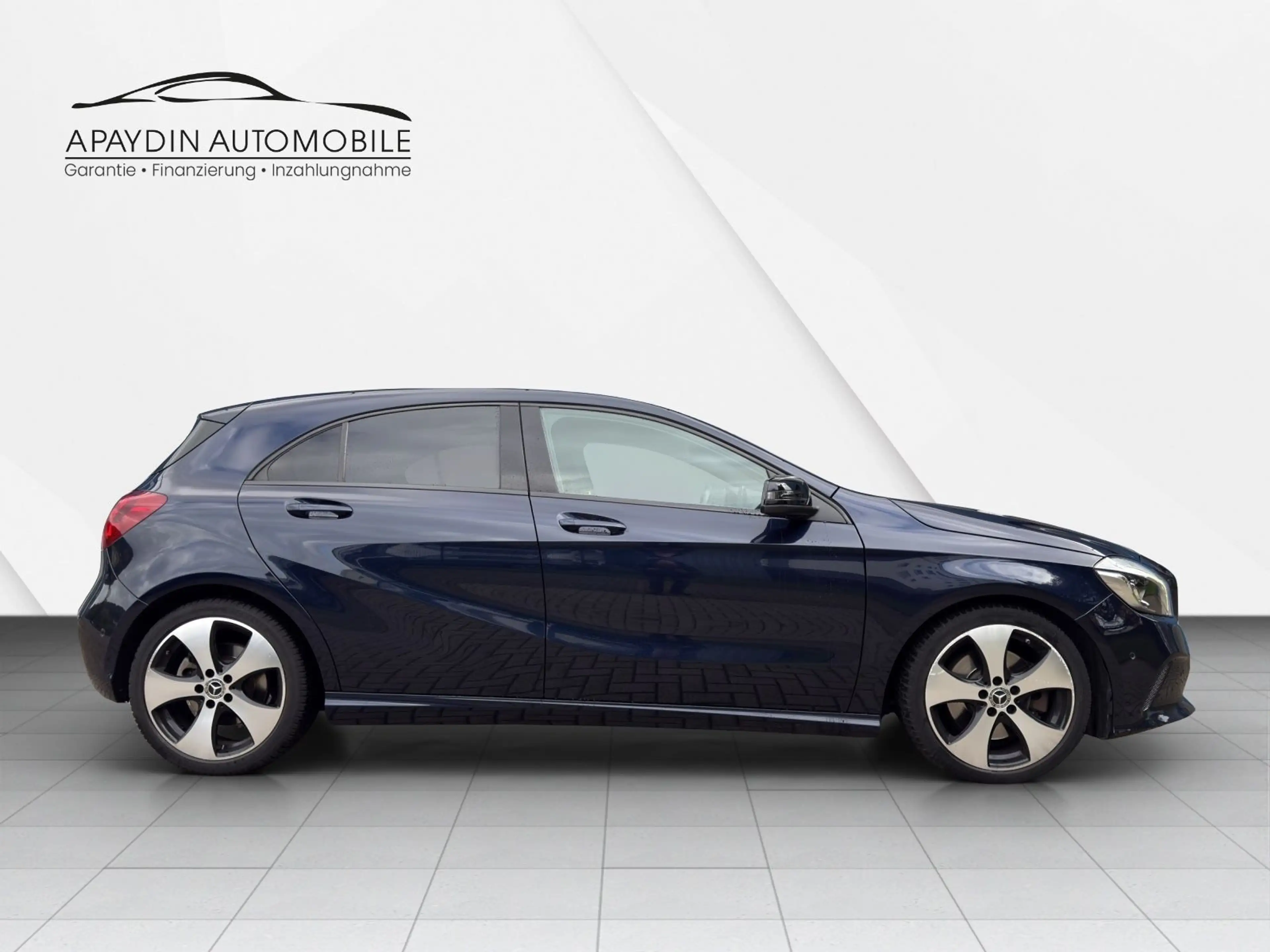 Mercedes-Benz A 250 Urban 7G-DCT/NAVI/LED/SHZ/NIGHT/AMBIENTE — photo 6