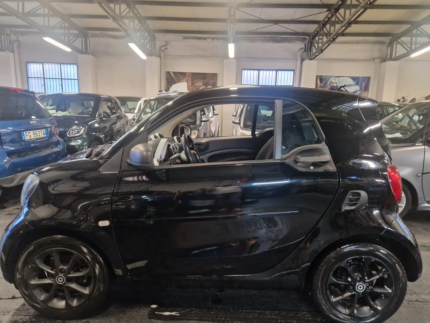 smart forTwo total black manuale solo 74000 km full garanzia Negro - 1