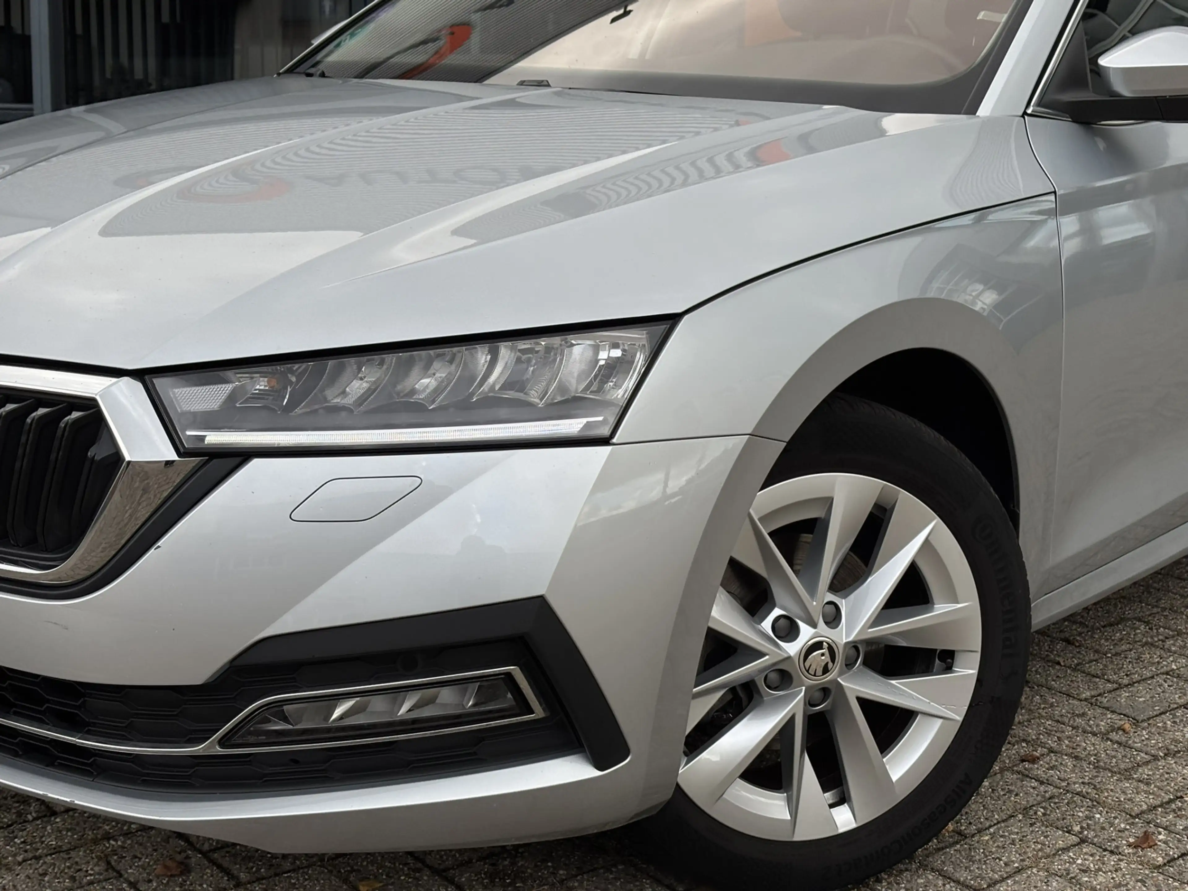 Skoda Octavia Combi 1.0 e-TSI Business Edition Plus / Trekhaak / — photo 11