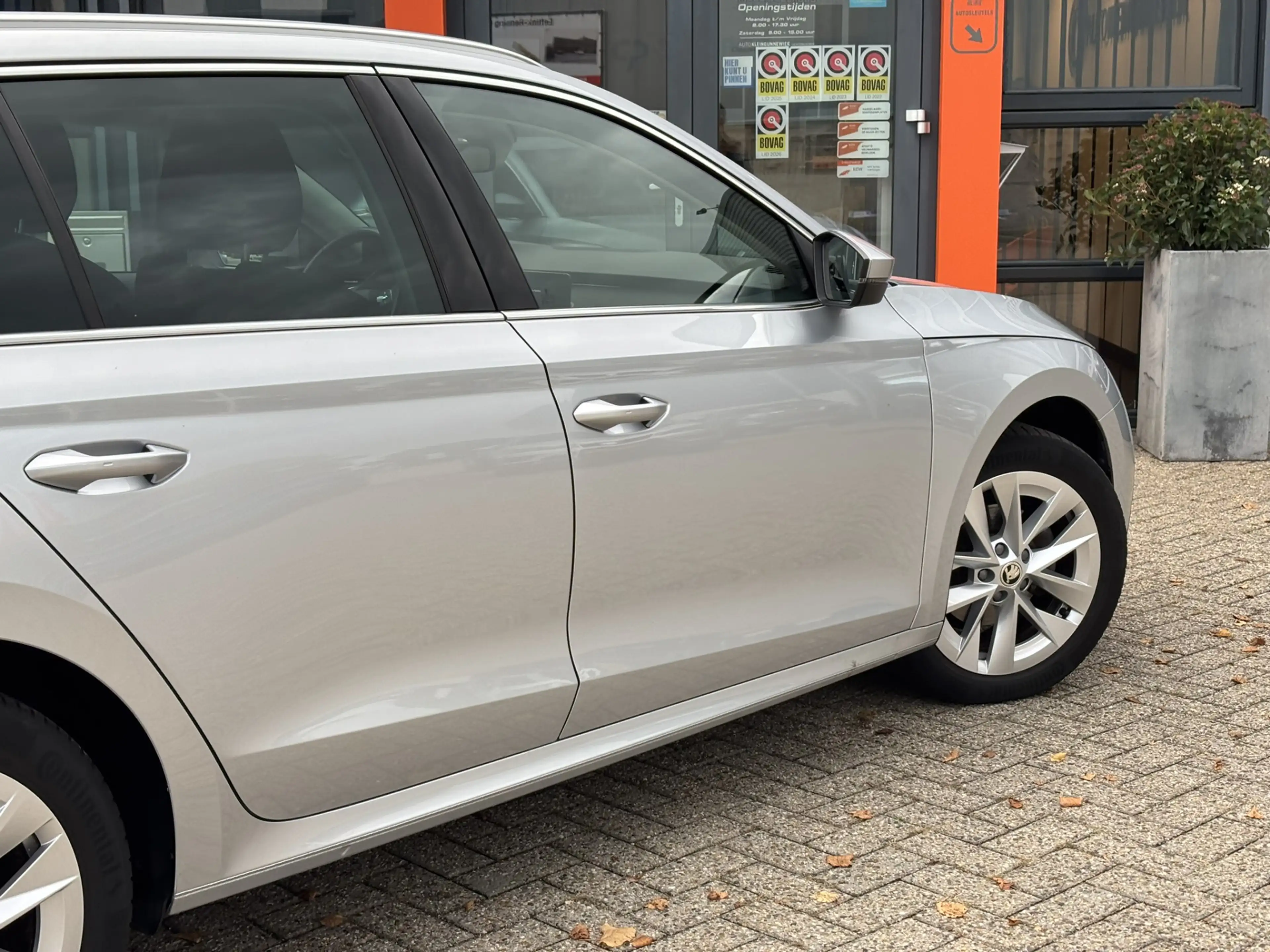 Skoda Octavia Combi 1.0 e-TSI Business Edition Plus / Trekhaak / — photo 12