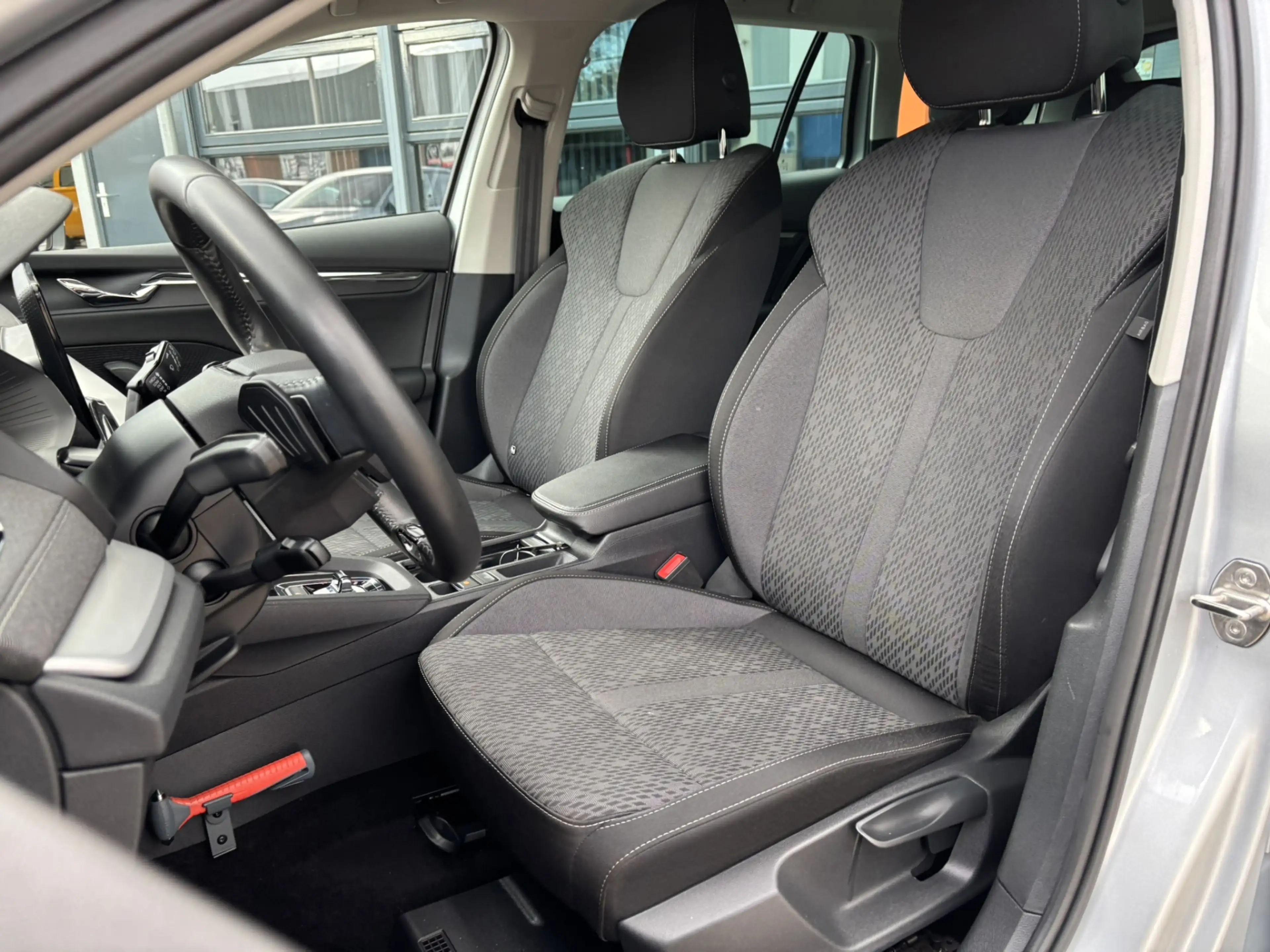 Skoda Octavia Combi 1.0 e-TSI Business Edition Plus / Trekhaak / — photo 7