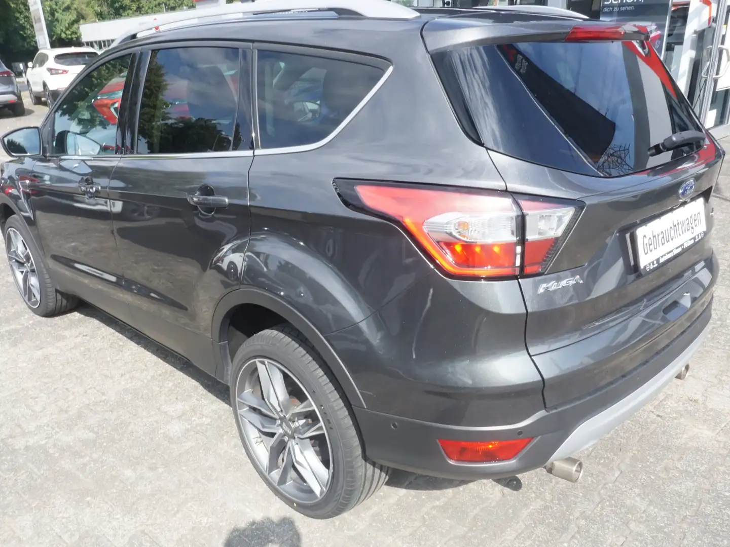 Ford Kuga 1.5 EcoBoost*NAVI*AHK*SHZ*FSH*RFK* Grijs - 2