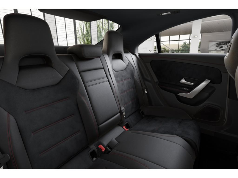 Mercedes-Benz CLA 180 Coupé AMG Advanced Plus — photo 11