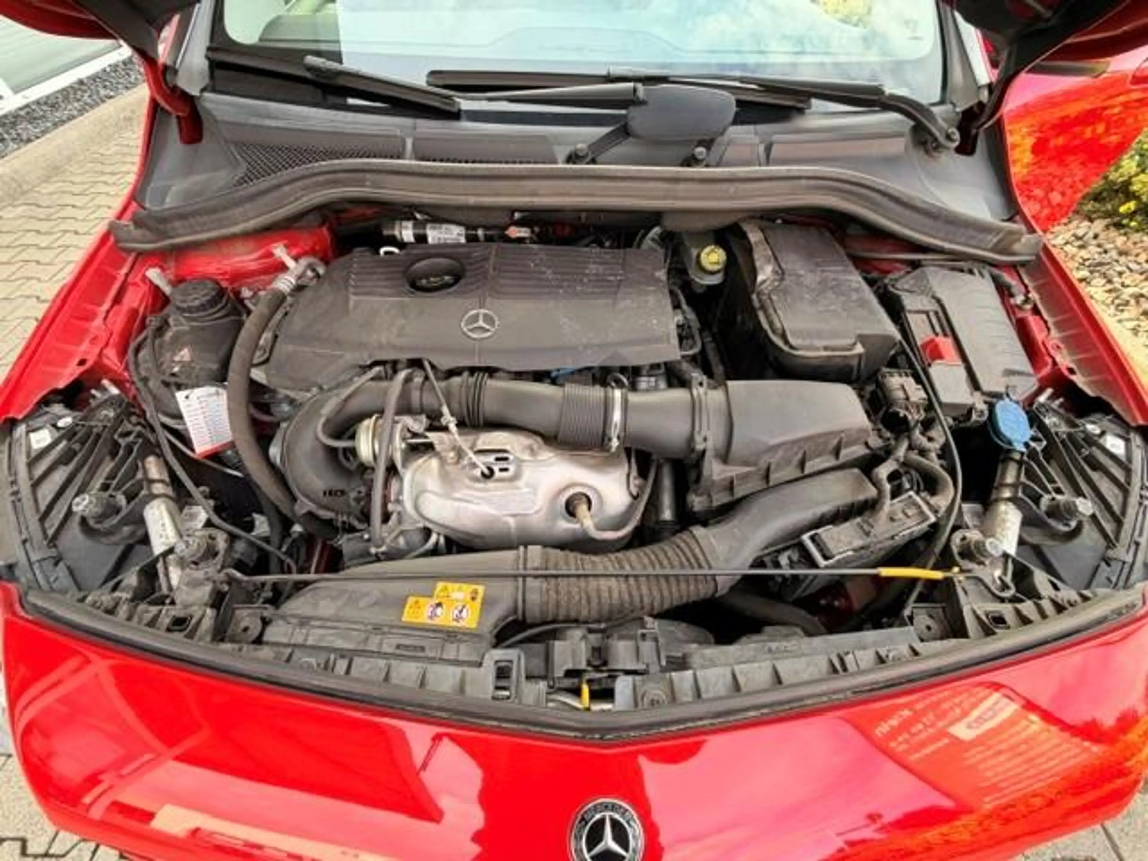 Mercedes-Benz B 180 B 180 Urban Style Edition 8 fach Bereift — photo 16