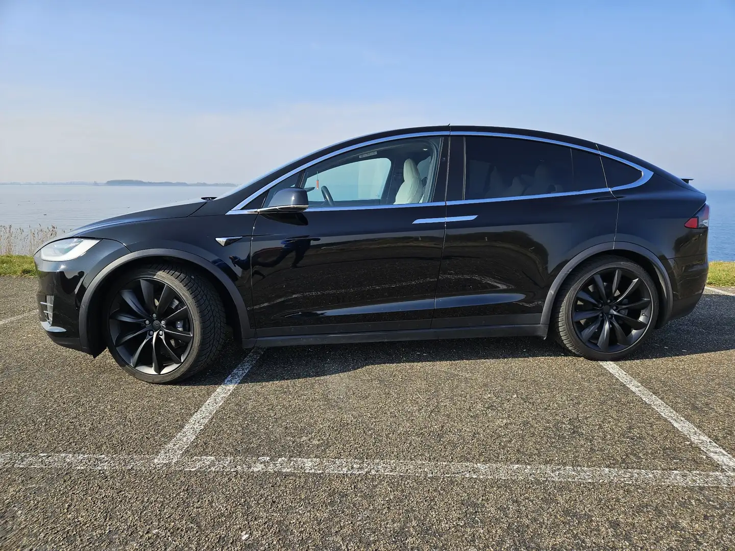 Tesla Model X dual Motor 7p garantie tot 2028 Zwart - 2