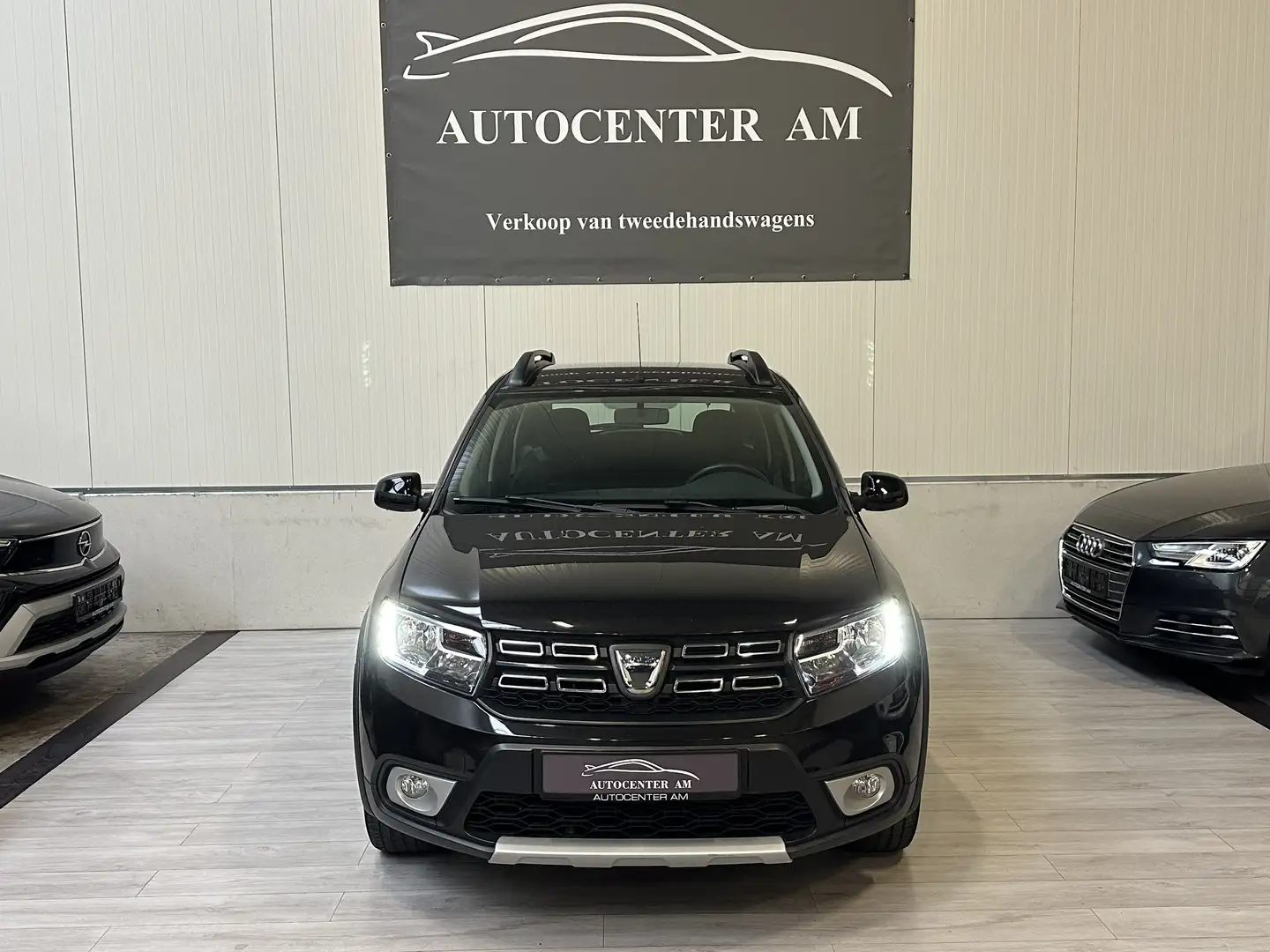 Dacia Sandero Stepway TCe 90 Anniversary * CAMERA * CRUISE * Noir - 2
