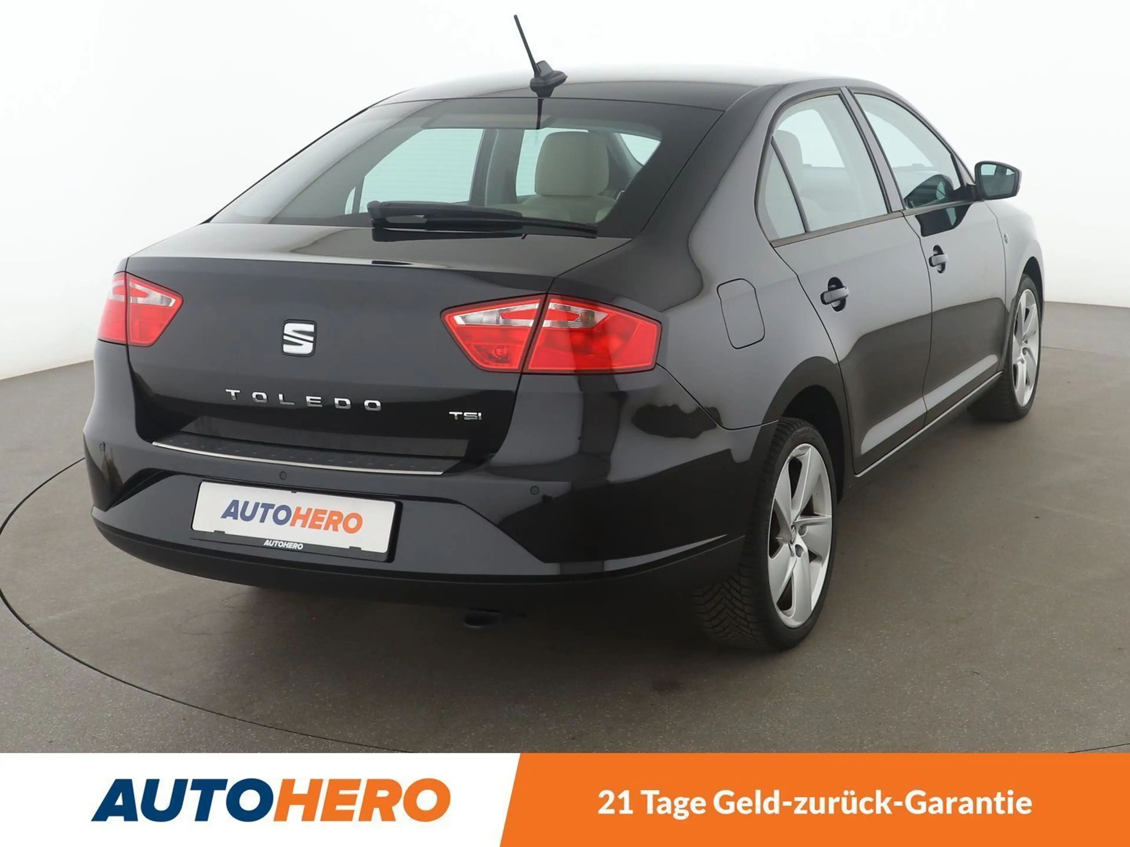 SEAT Toledo 1.4 TSI Sun Aut.*NAVI*PDC*TEMPO*SHZ*ALU* — photo 10