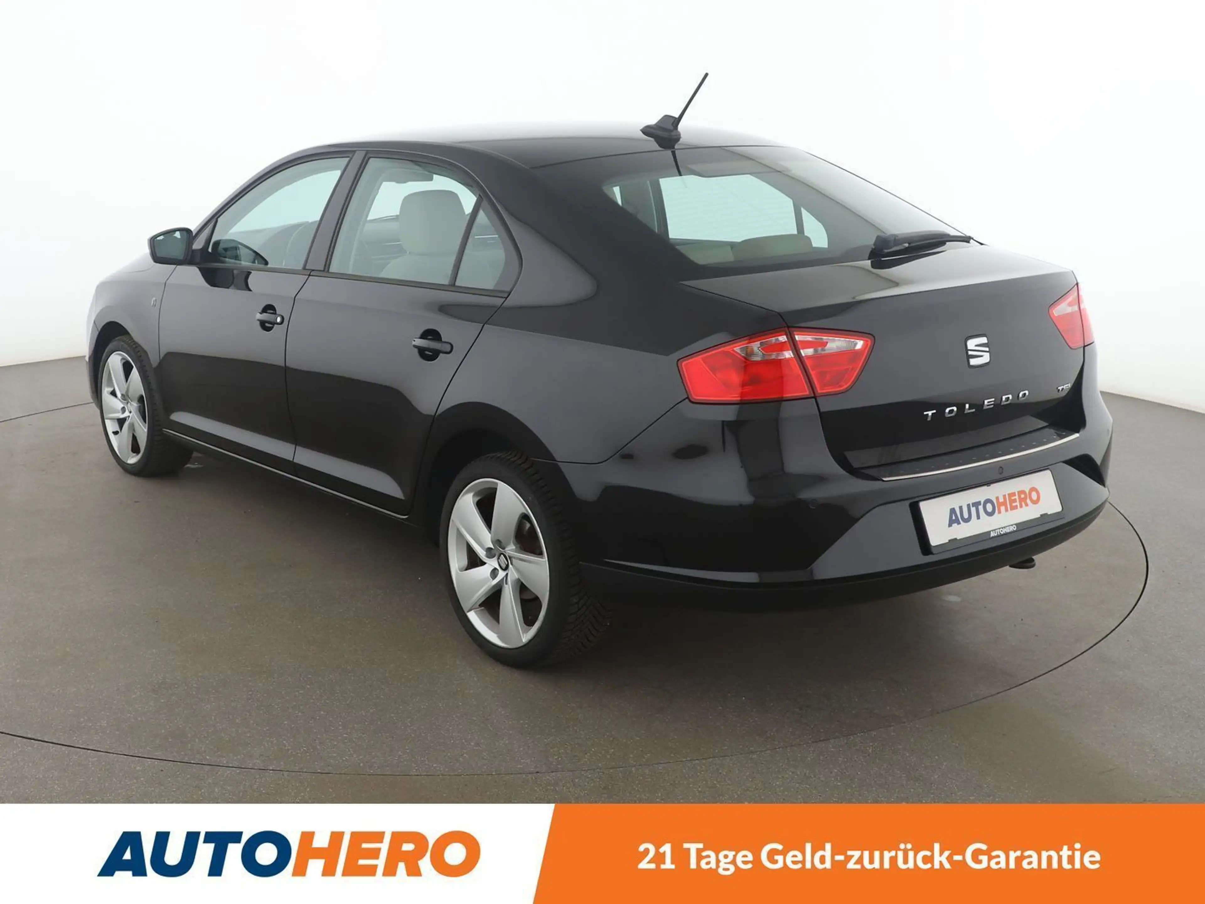 SEAT Toledo 1.4 TSI Sun Aut.*NAVI*PDC*TEMPO*SHZ*ALU* — photo 8