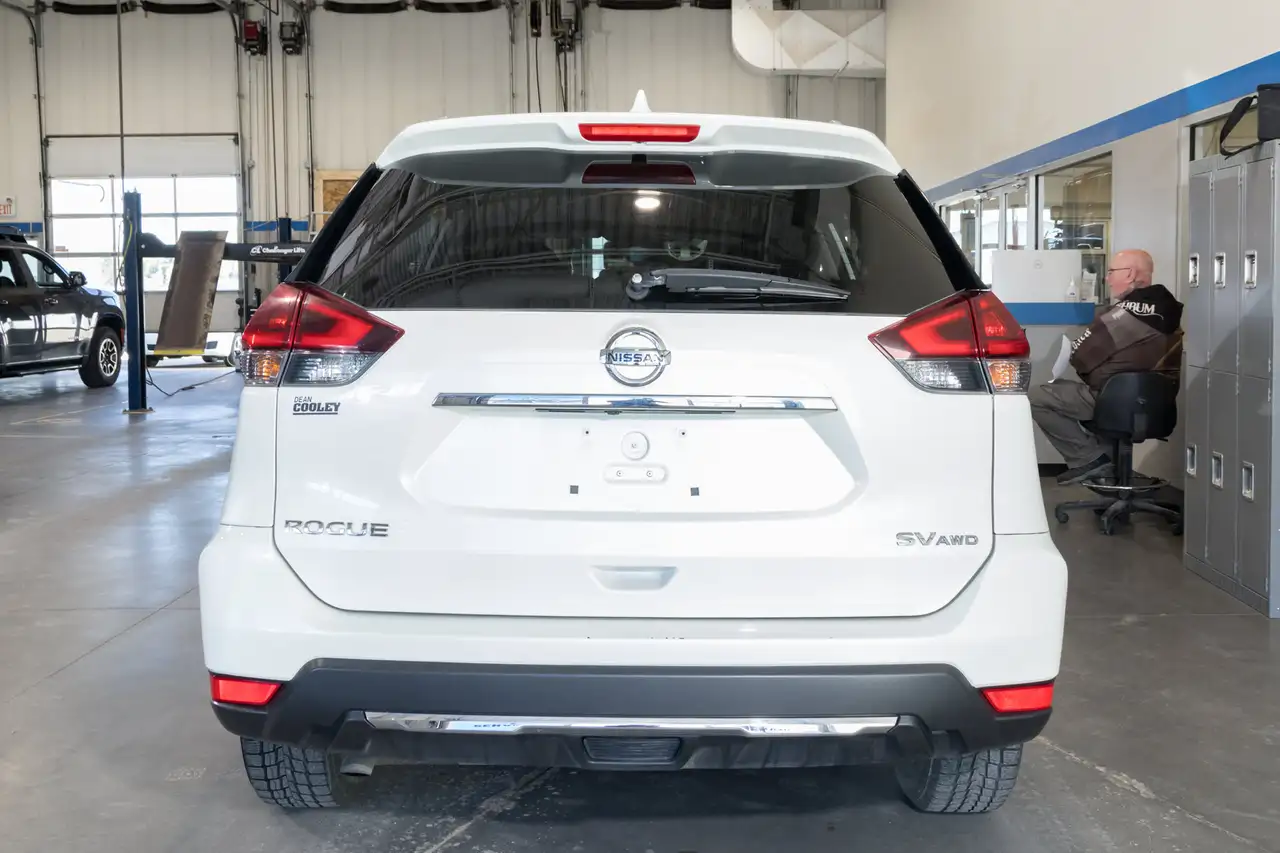 Nissan Rogue fotografie Nissan Rogue