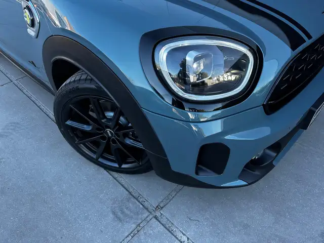 Mini Cooper Se view 6