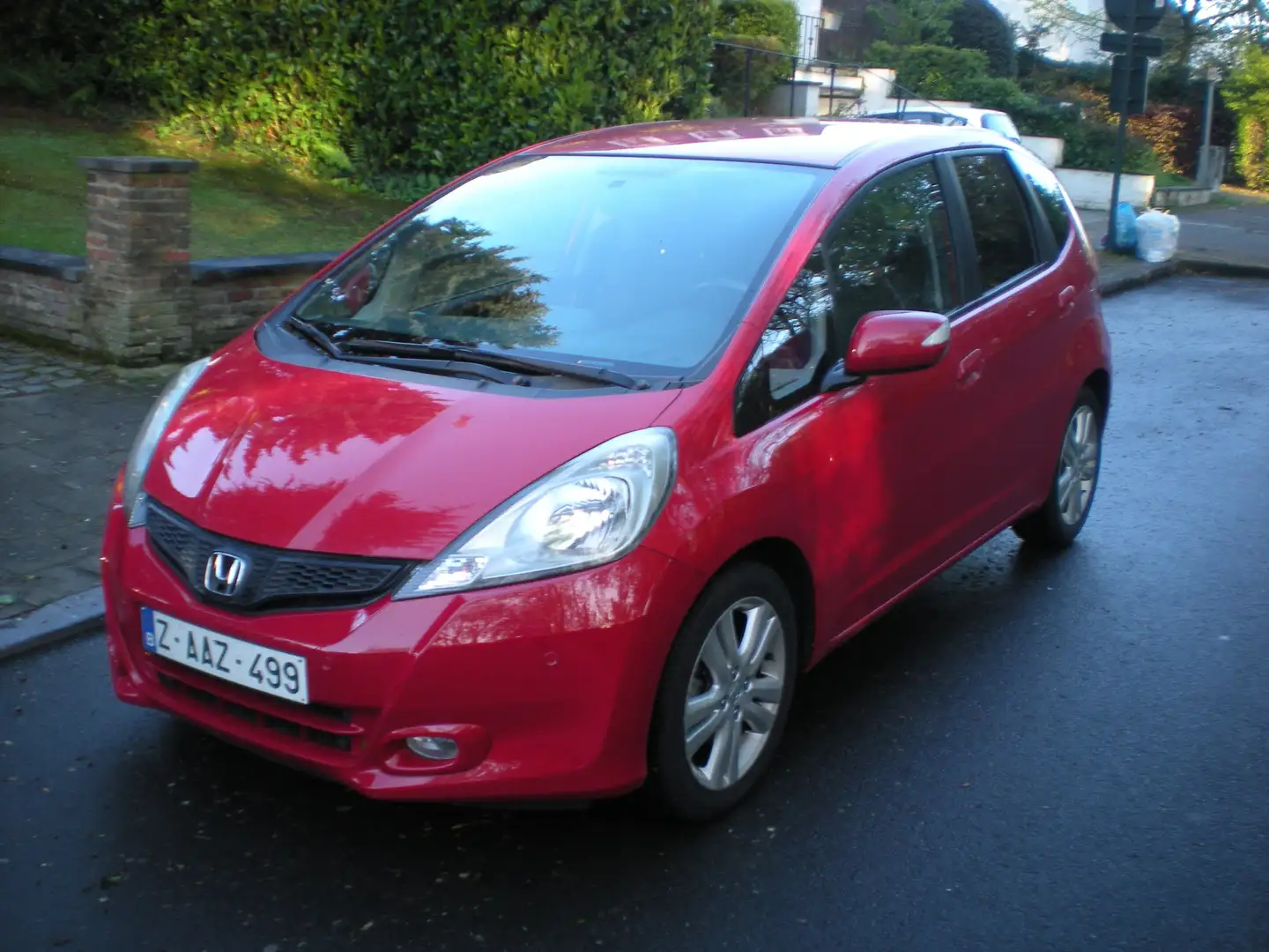 Honda Jazz 1.4i Elegance Rojo - 1