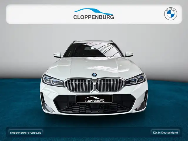 BMW 3 Series view 9