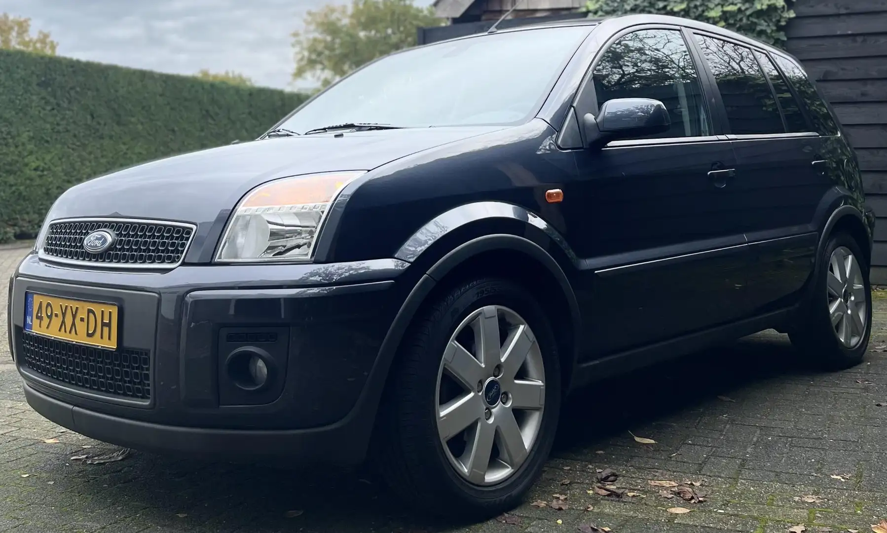 Ford Fusion + 1.6-16V Futura AUTOMAAT 2007 - 1E EIGENAAR Grijs - 2