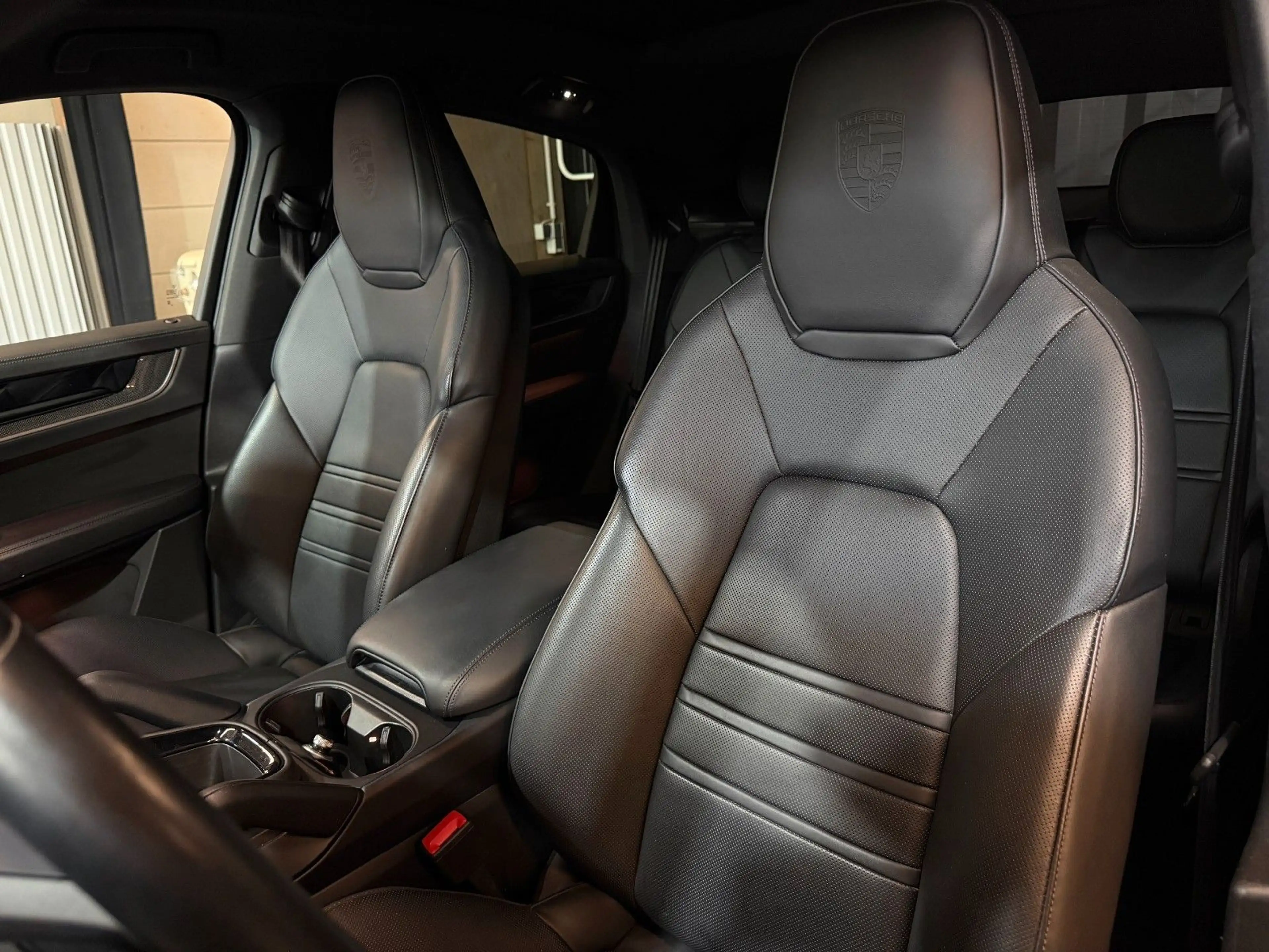 Porsche Cayenne Coupe (Approved|Sportabgasan.|Bose) — photo 8