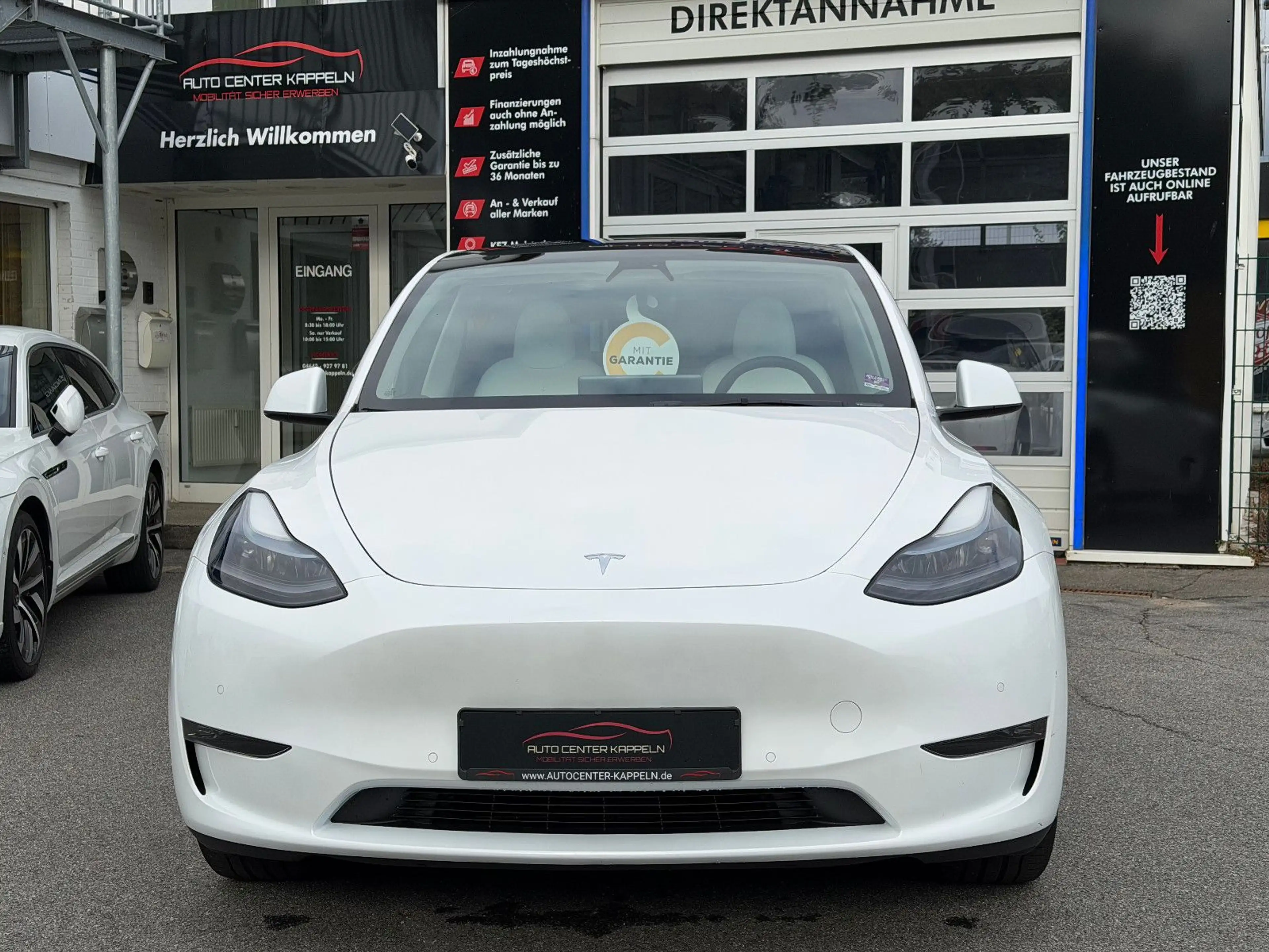 Tesla Model Y Long Range Dual AWD (Wärmepumpe-AHK) — photo 2
