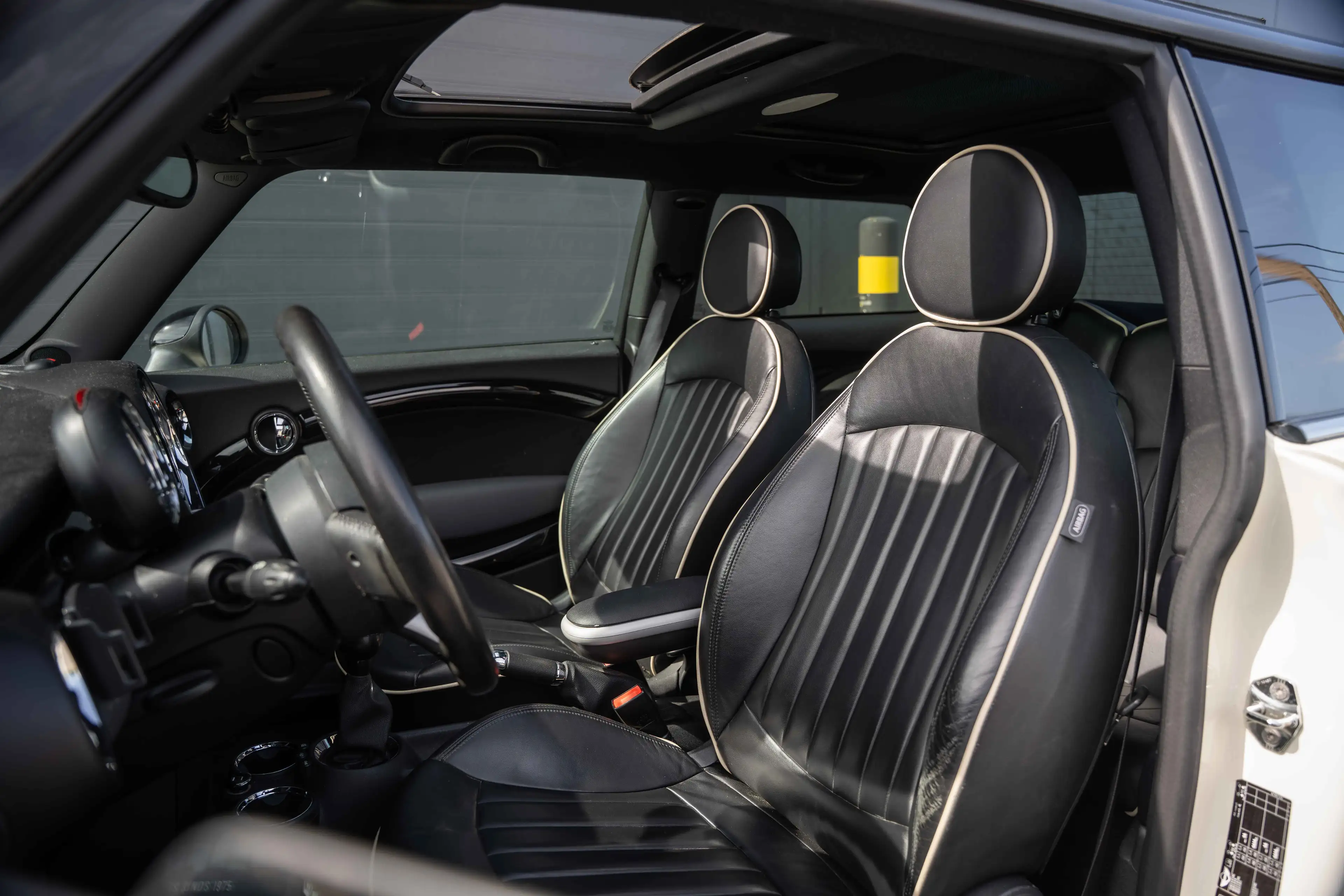 MINI Cooper S Mini 1.6i Cooper S — photo 12