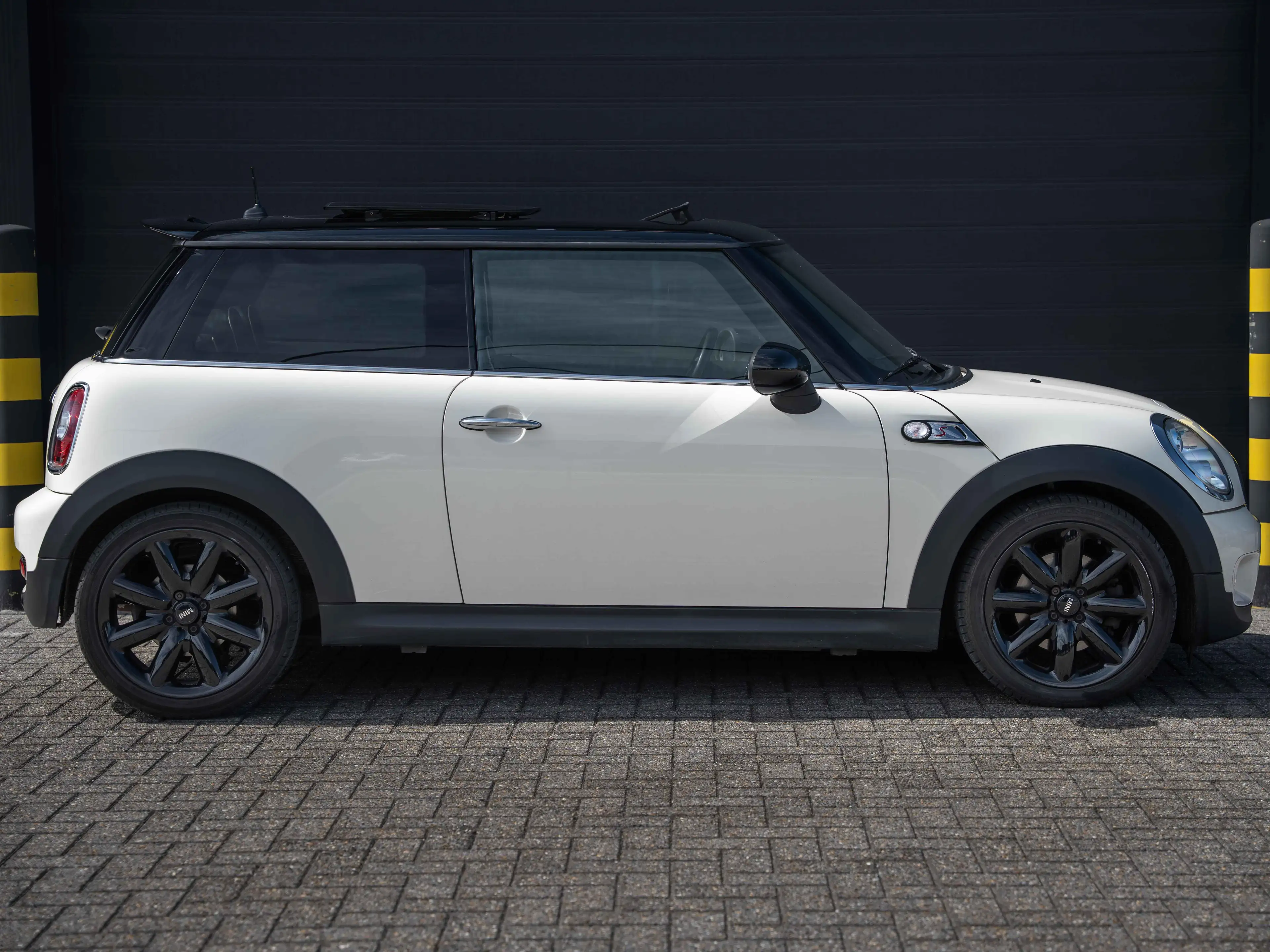 MINI Cooper S Mini 1.6i Cooper S — photo 8