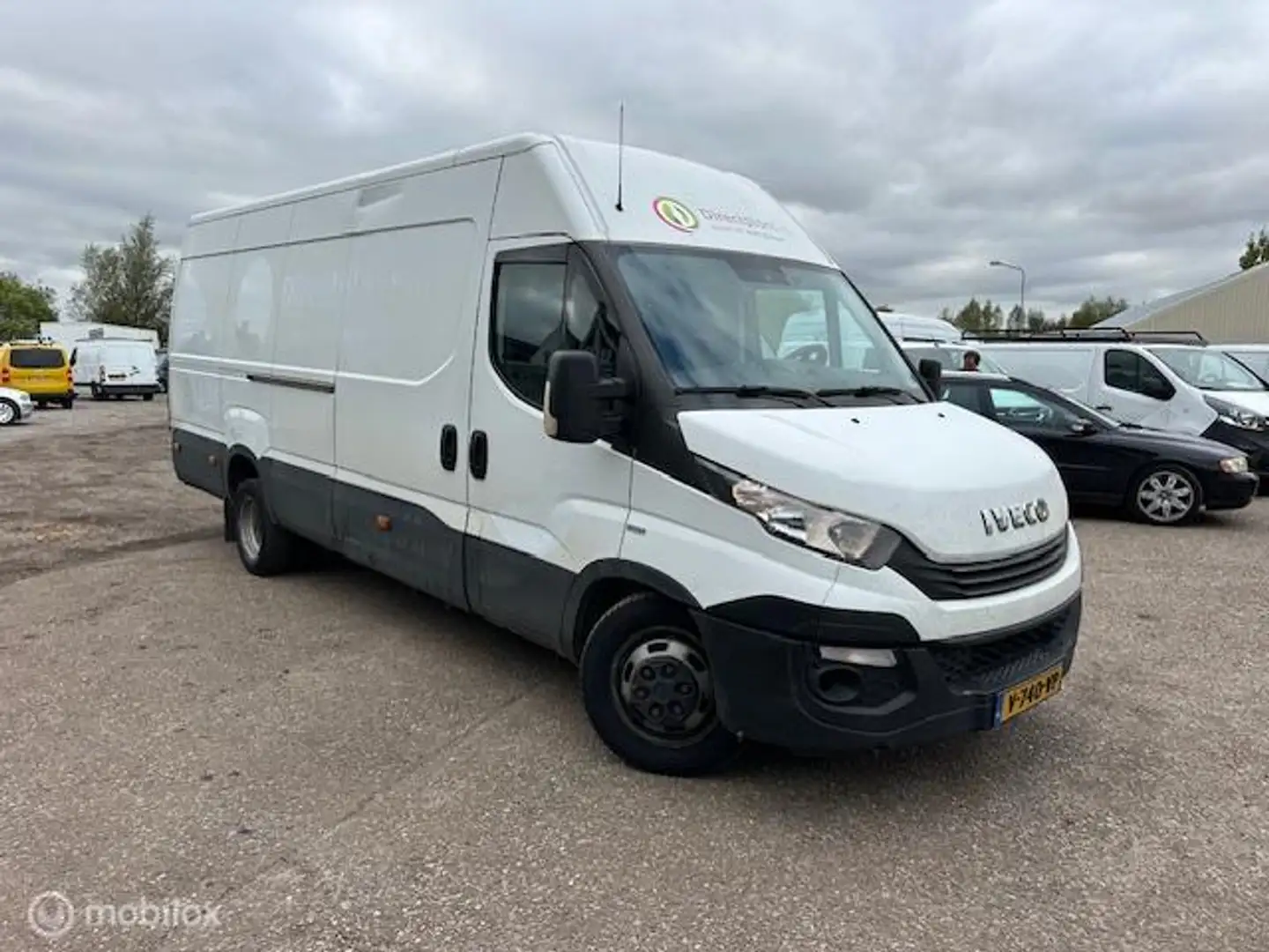 Iveco Daily 35C18V 3.0 410 H2 L4 Blanc - 2