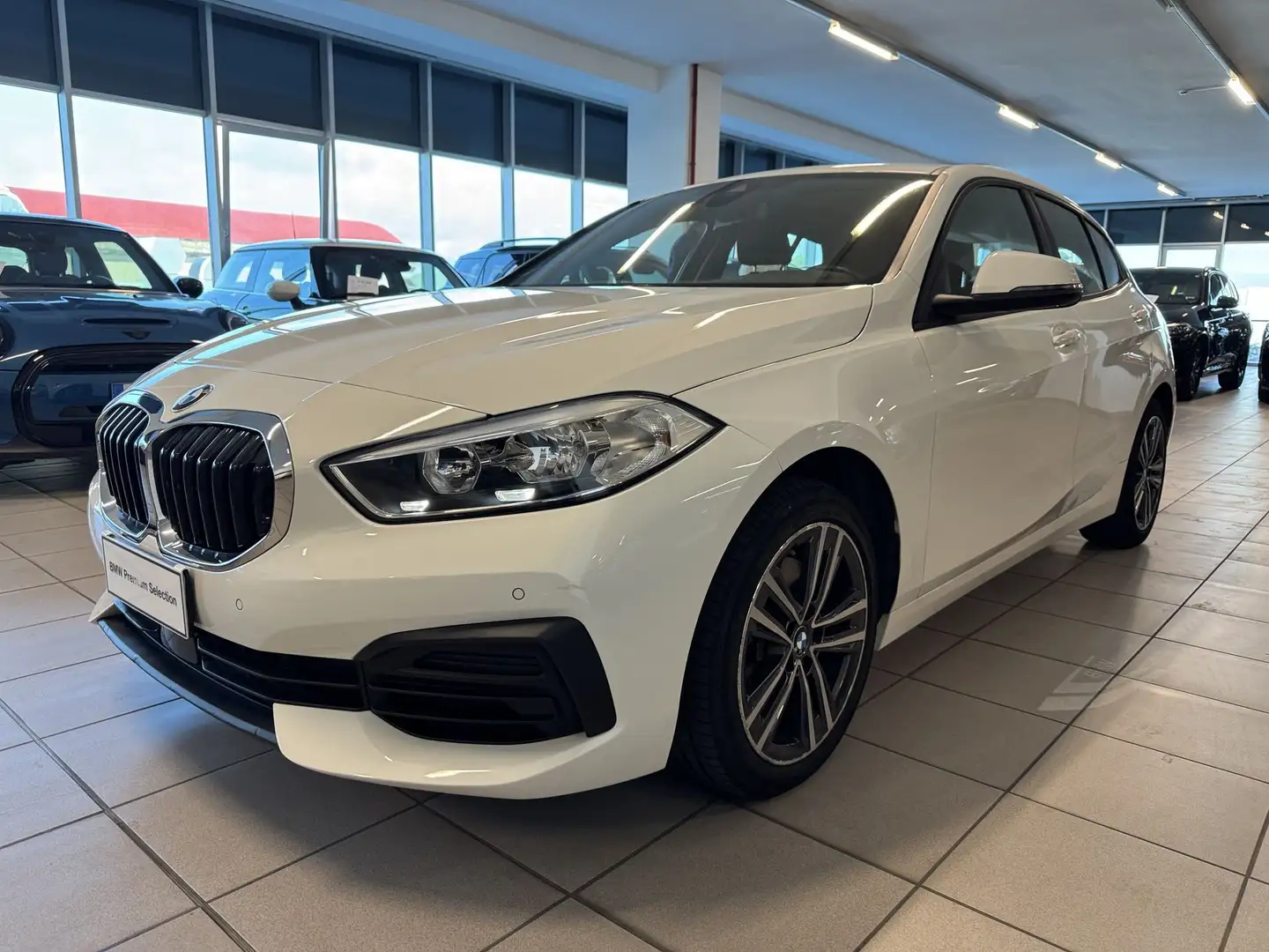 BMW 118 118i 5p. Advantage Bianco - 1