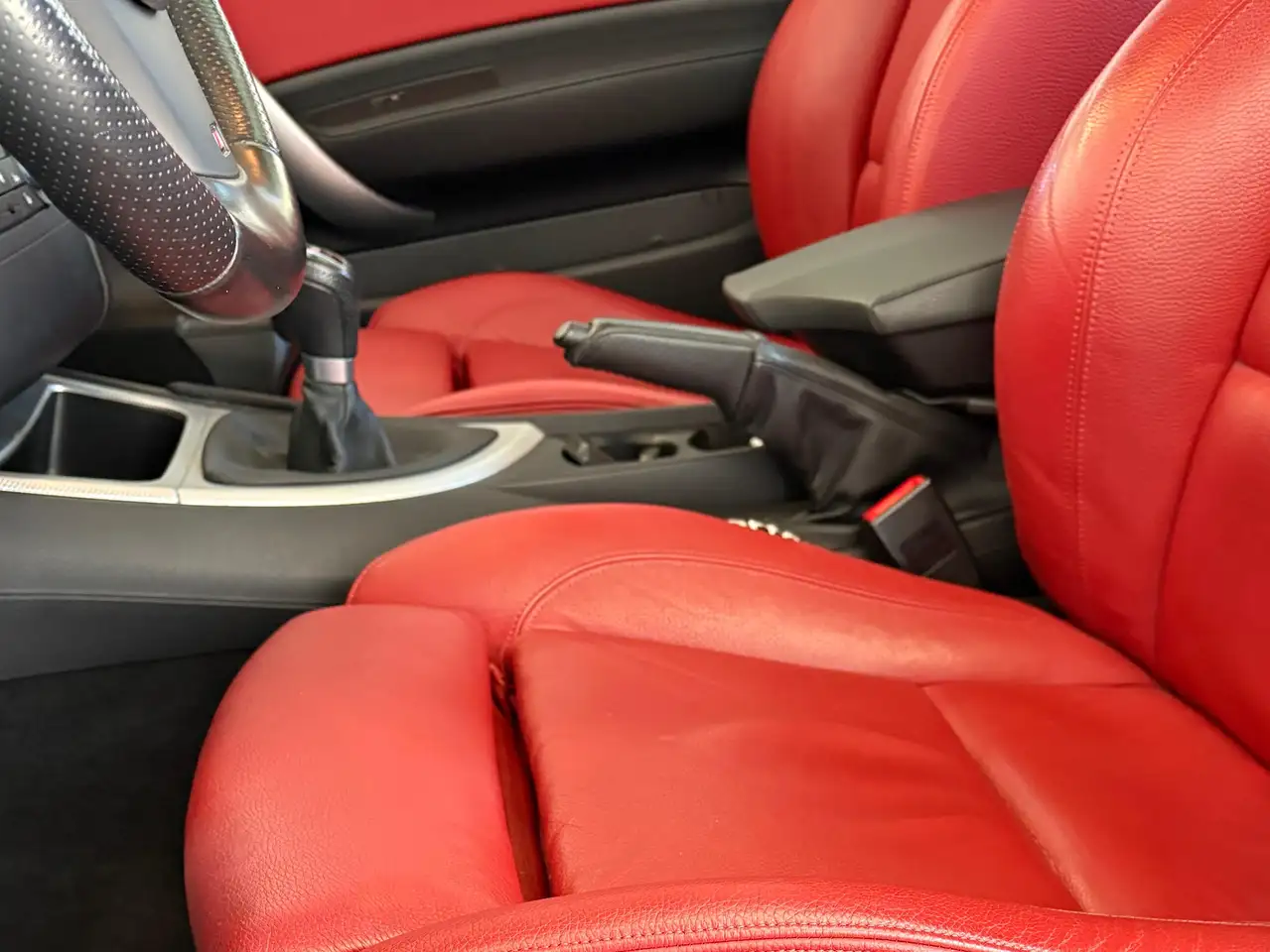 BMW 1 Series снимка BMW 1 Series